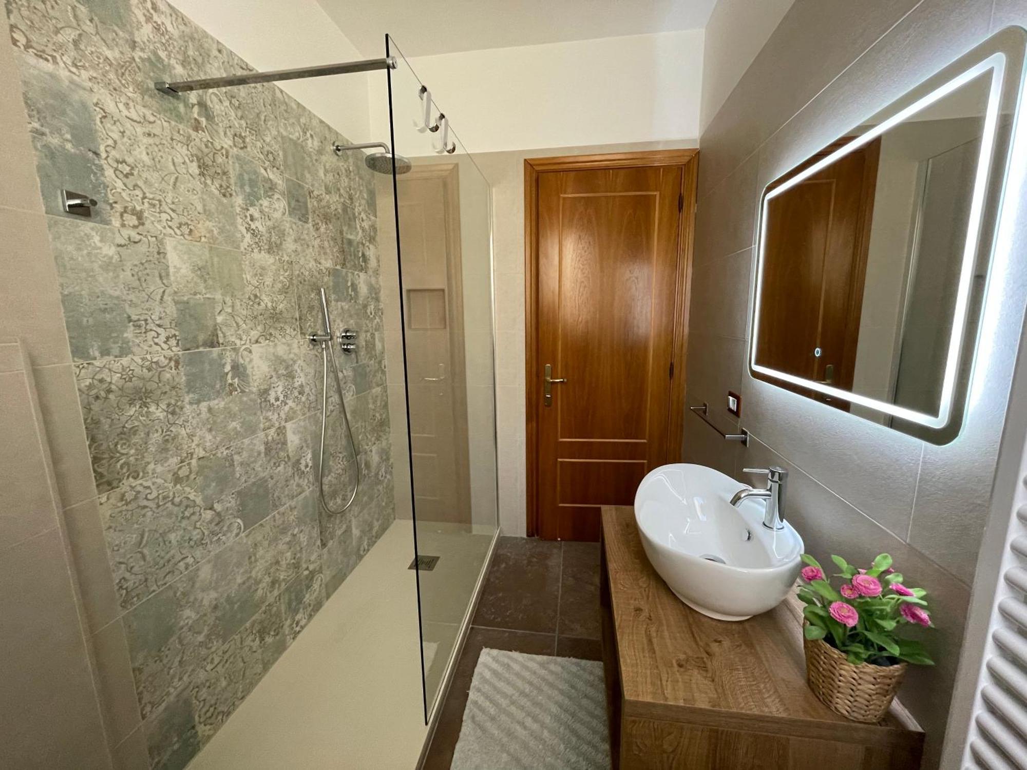 Large Double Room,1676757059:JPEG