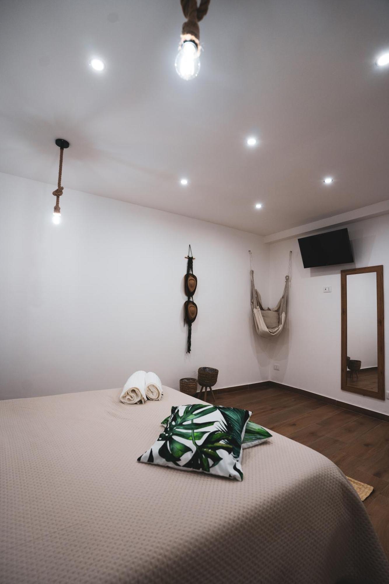 Double Room,1632963931:JPEG