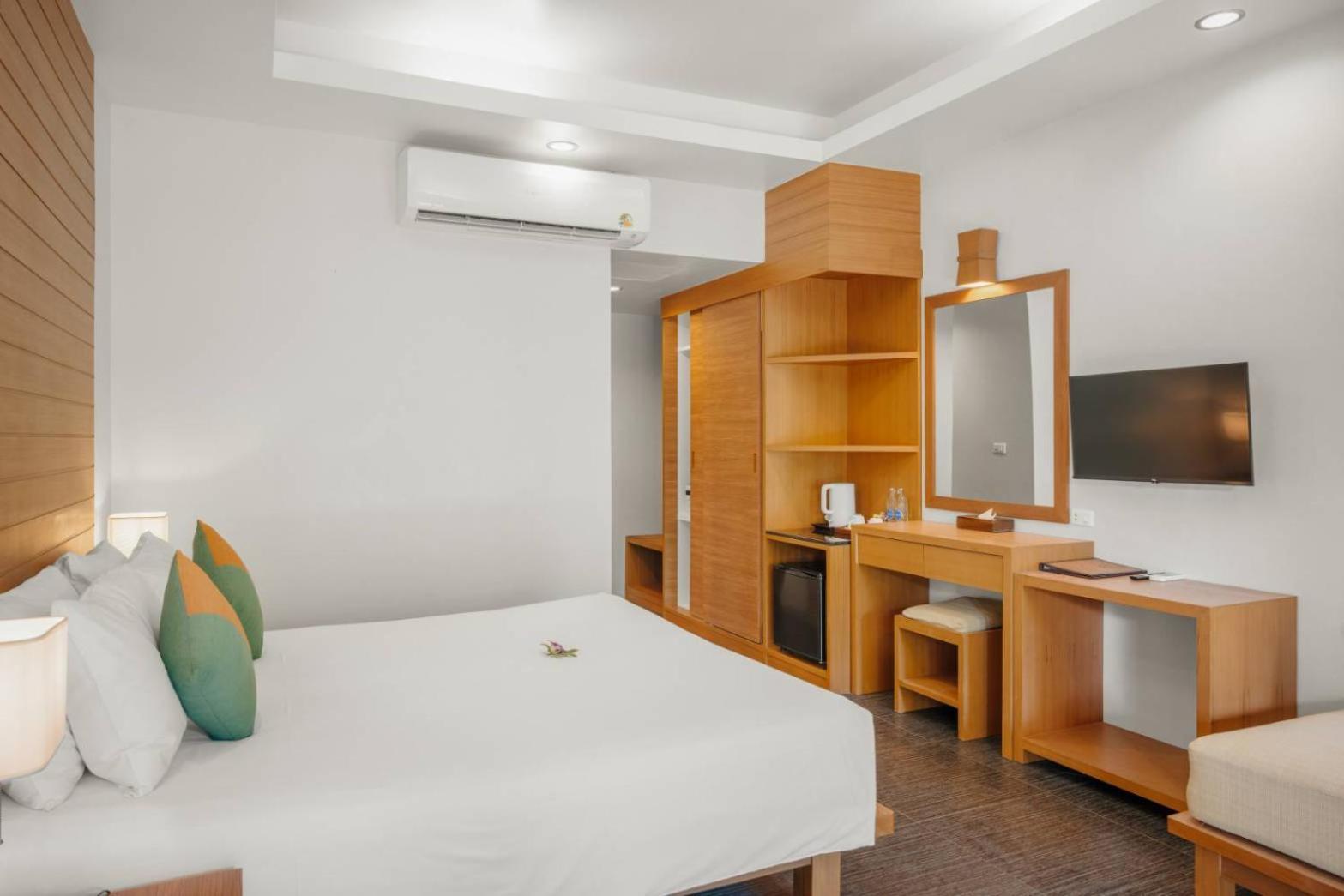 Deluxe Double or Twin Room,1636745396:JPEG