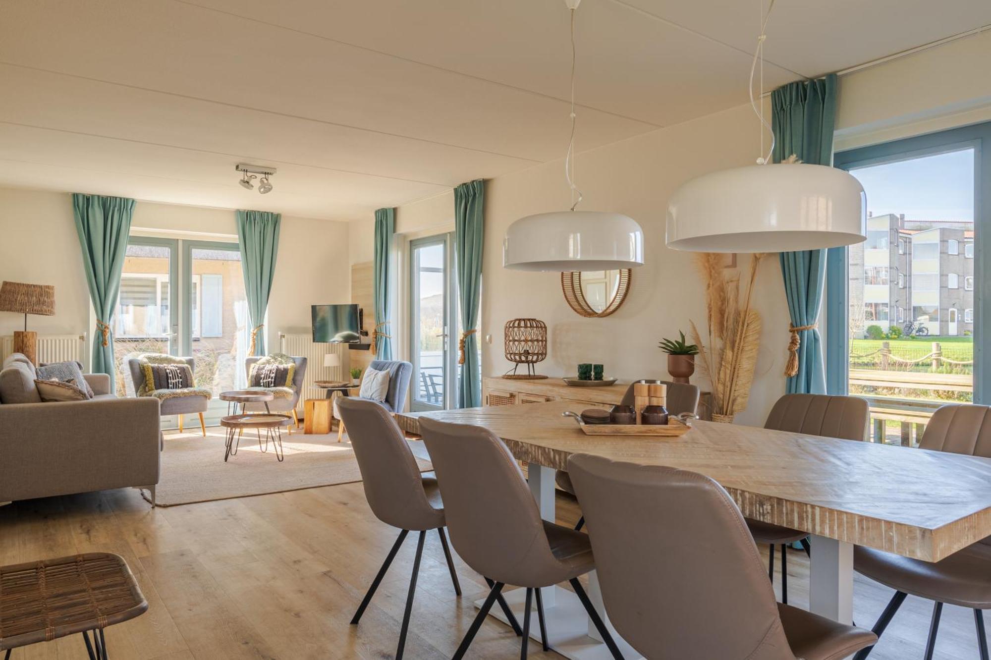 Three-Bedroom House,1638433891:JPEG