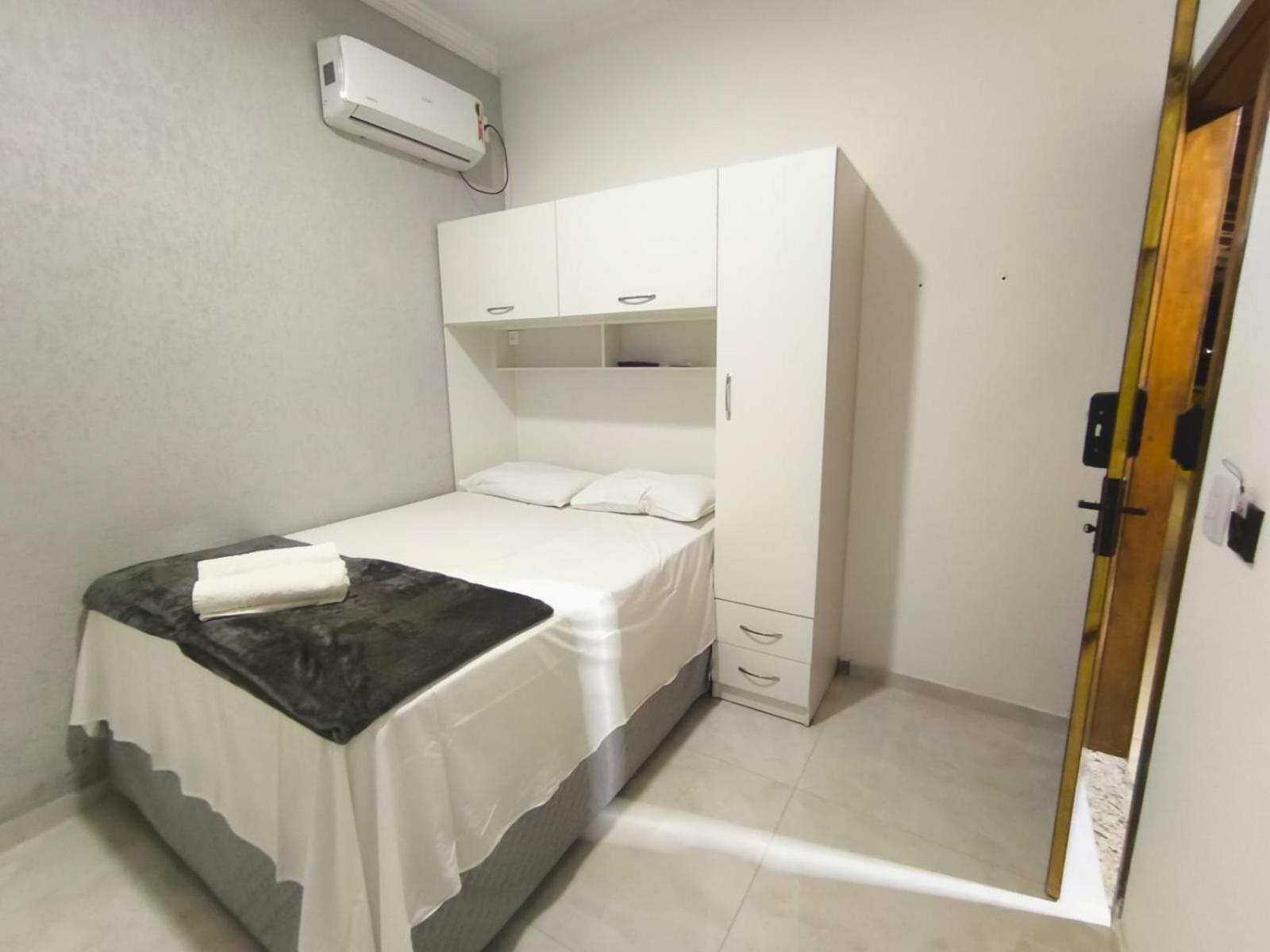 Deluxe Room,1645697040:JPEG