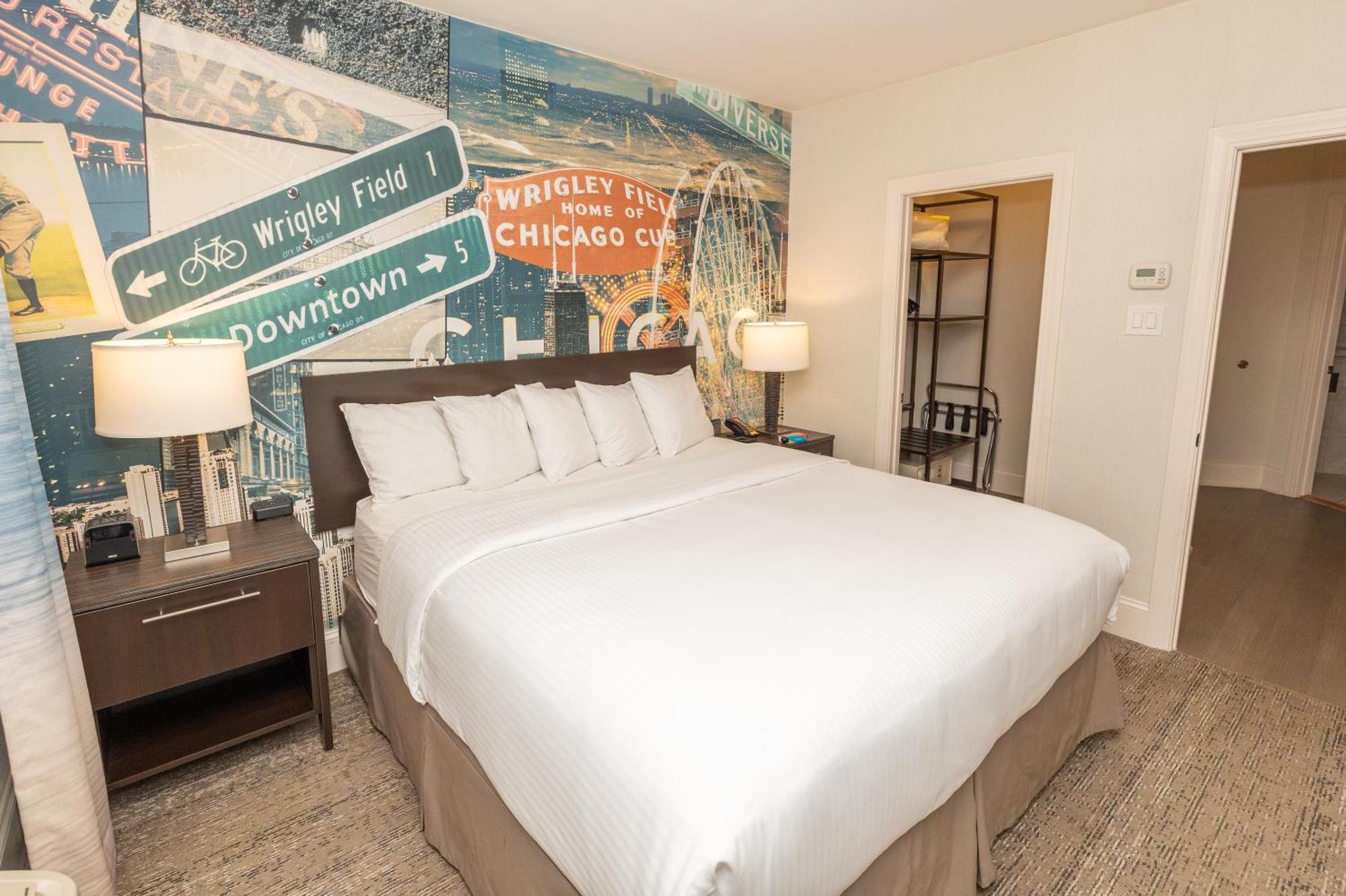 One-Bedroom King Suite,1646886676:JPEG