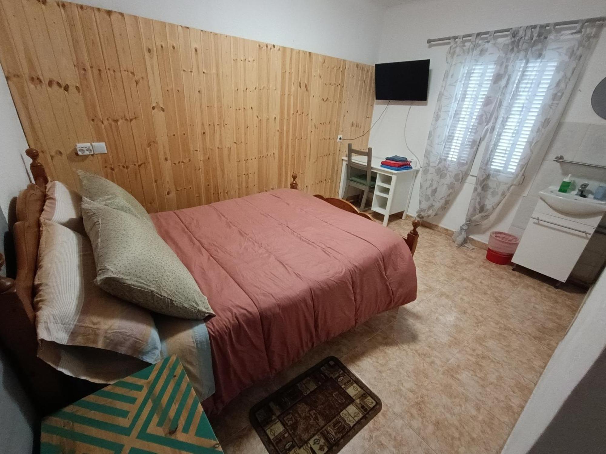 Economy Double Room,1550730538:JPEG