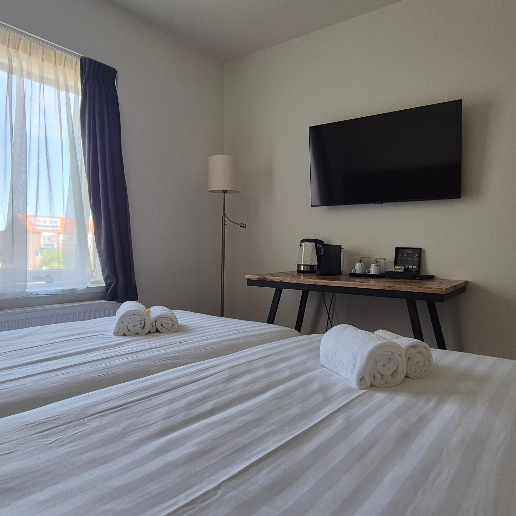 Tweepersoonskamer met 2 Aparte Bedden