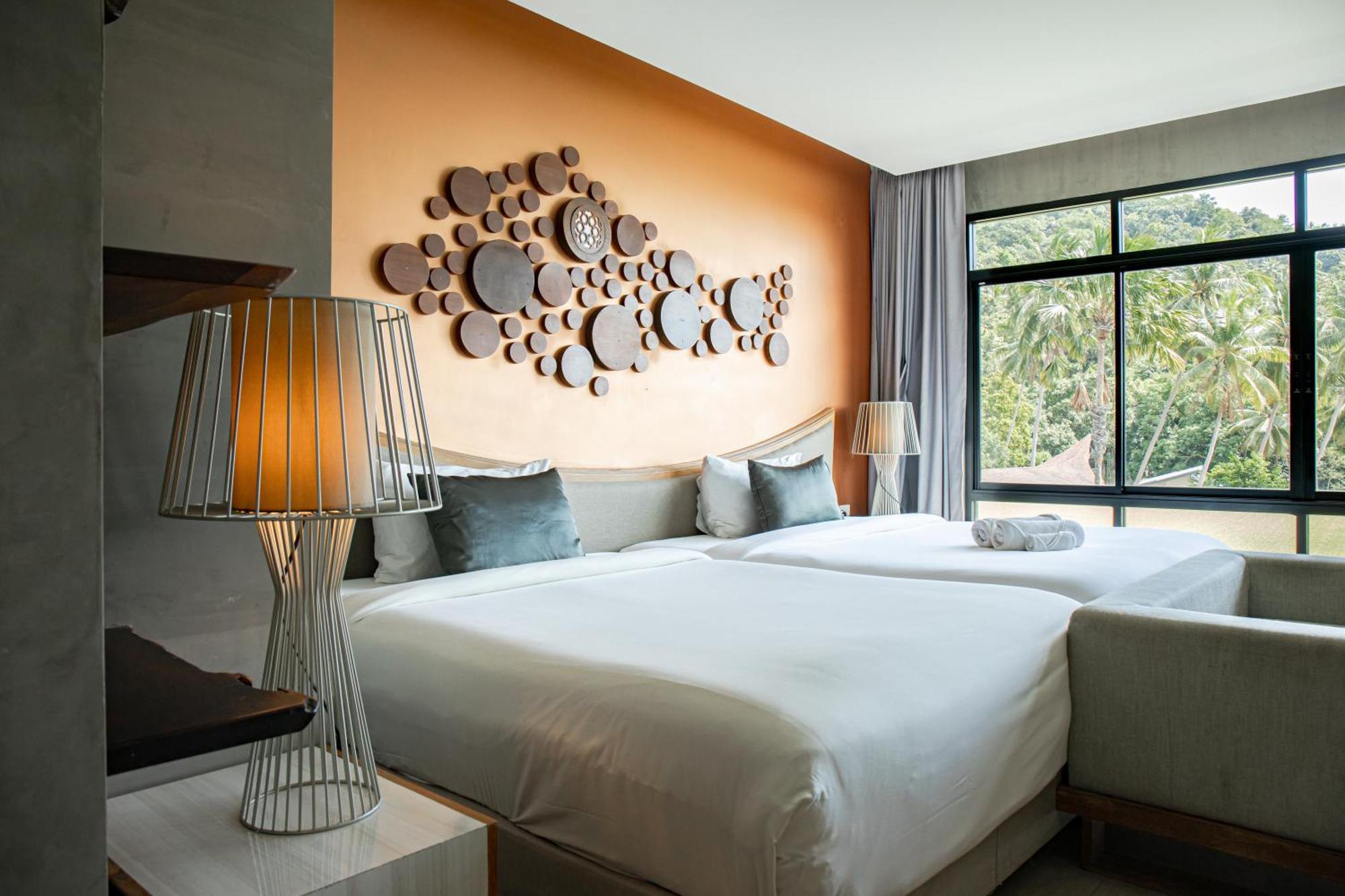 Deluxe Room,1669856545:JPEG