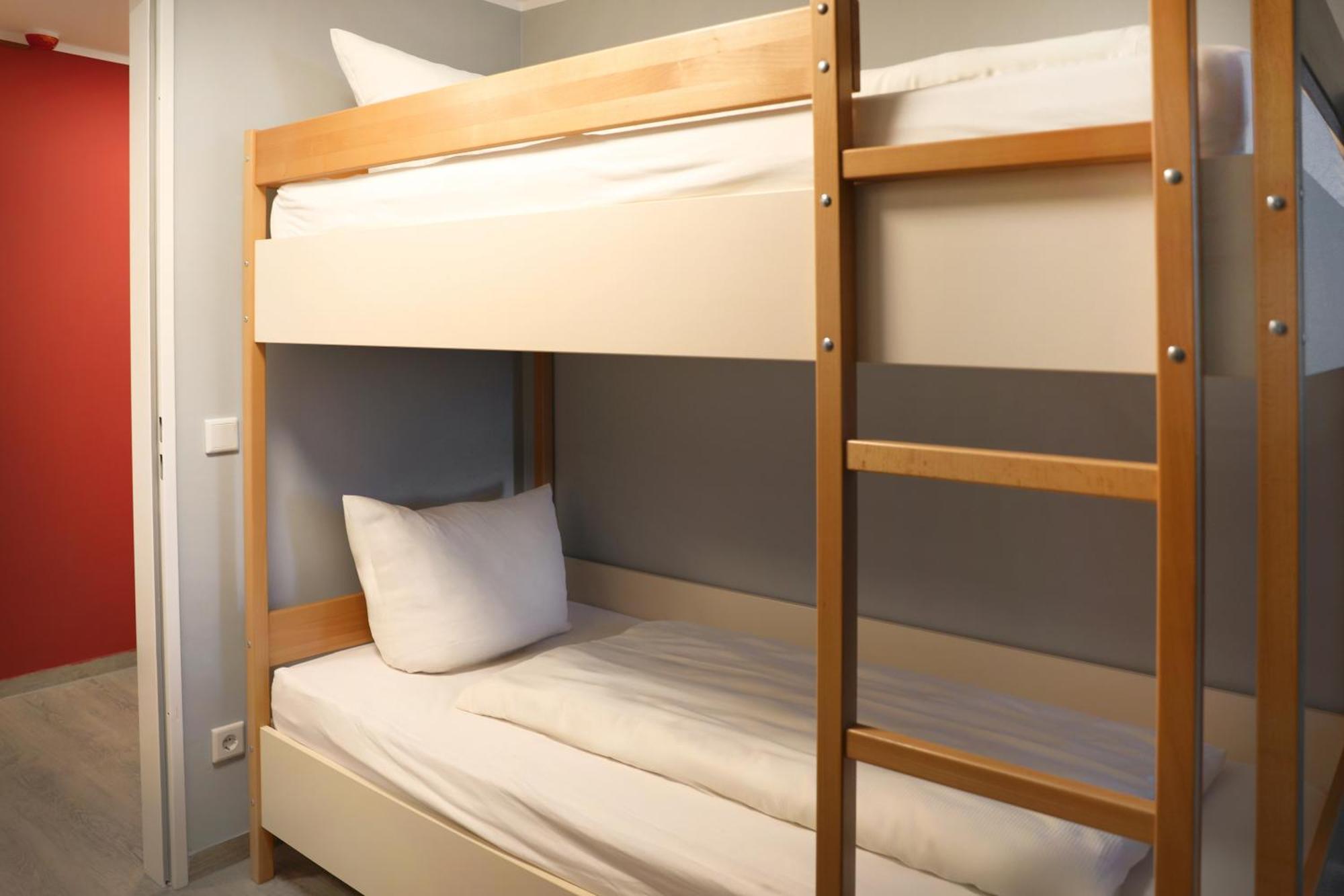 Two-Bedroom Apartment,1681844980:JPEG