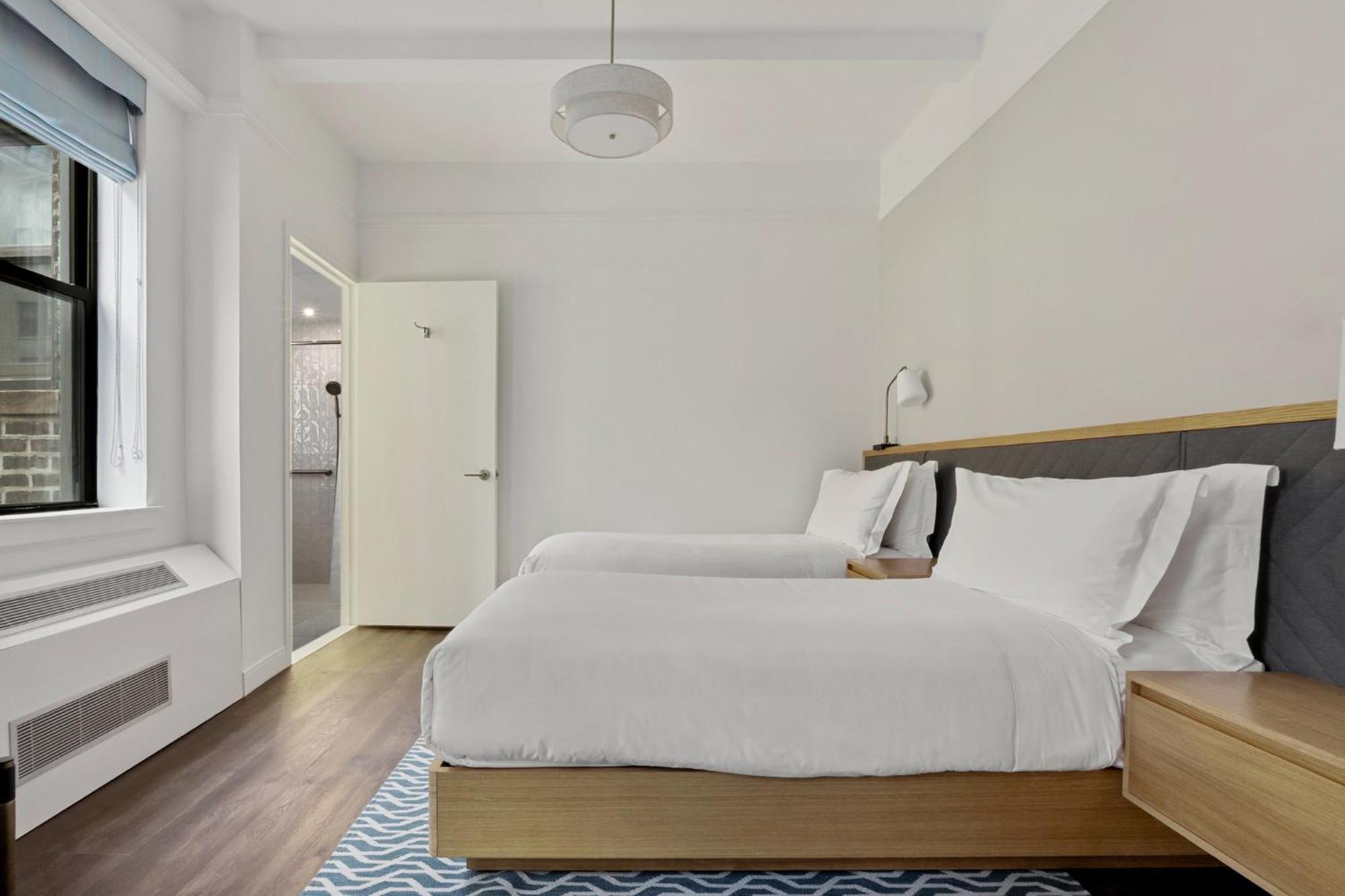 Newly Renovated Standard Room Two Twin Beds