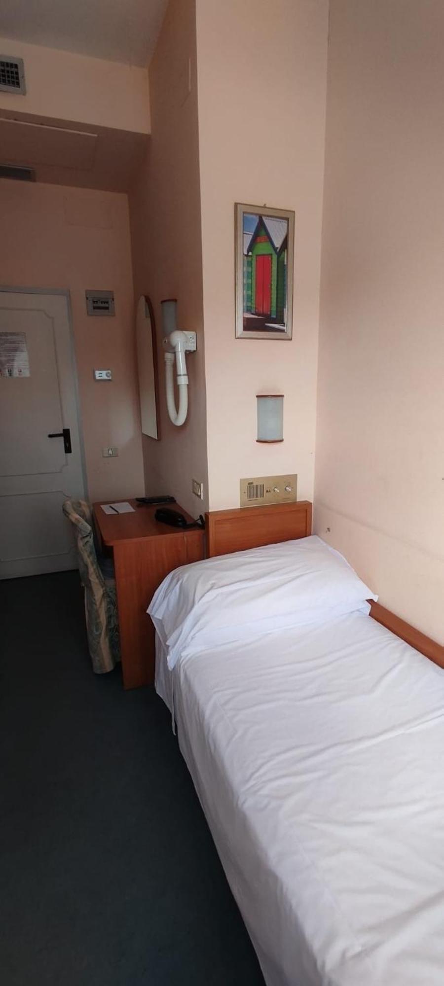 Standard Single Room,1696624450:JPEG