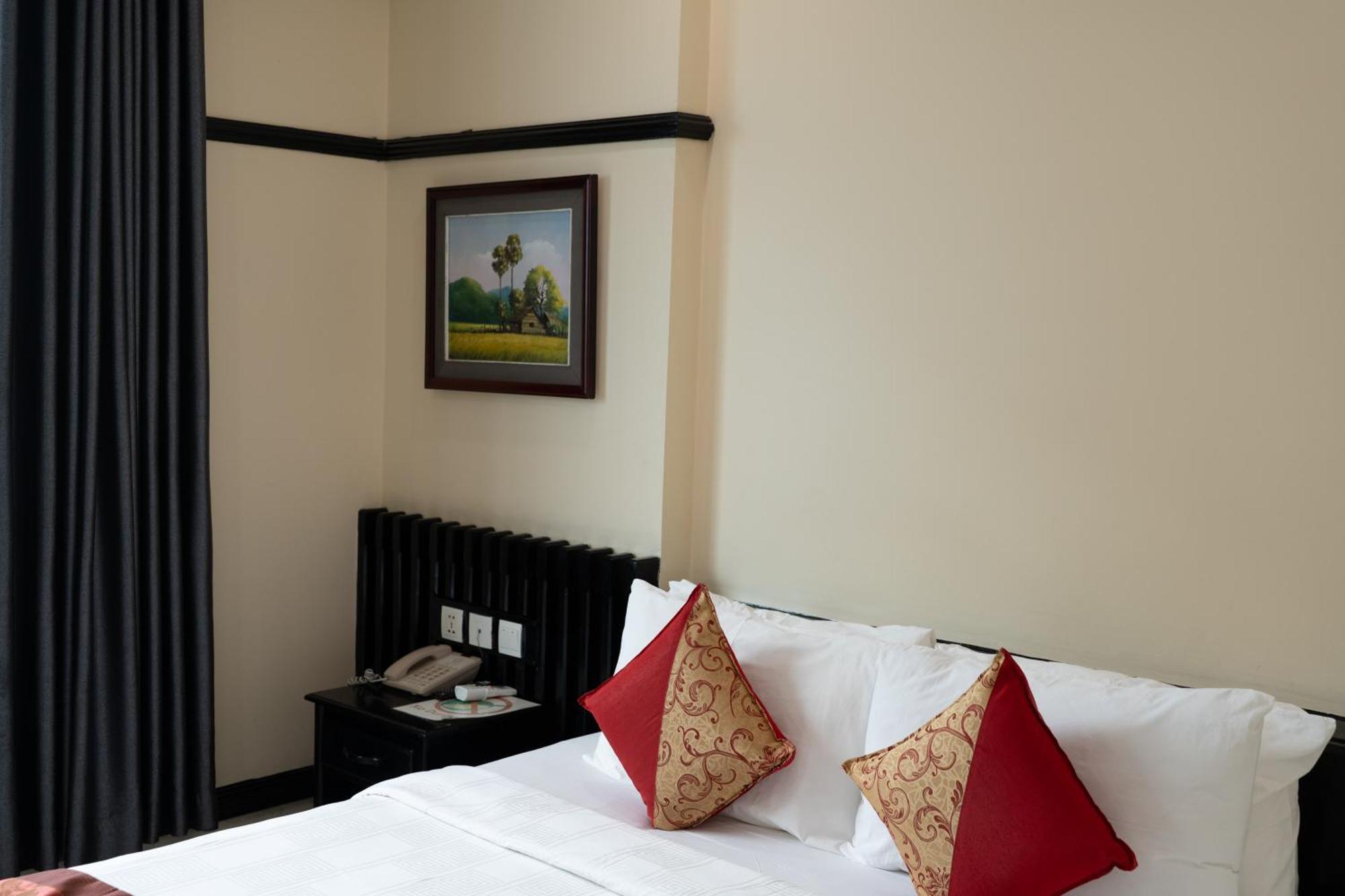 Deluxe Double Room City View
