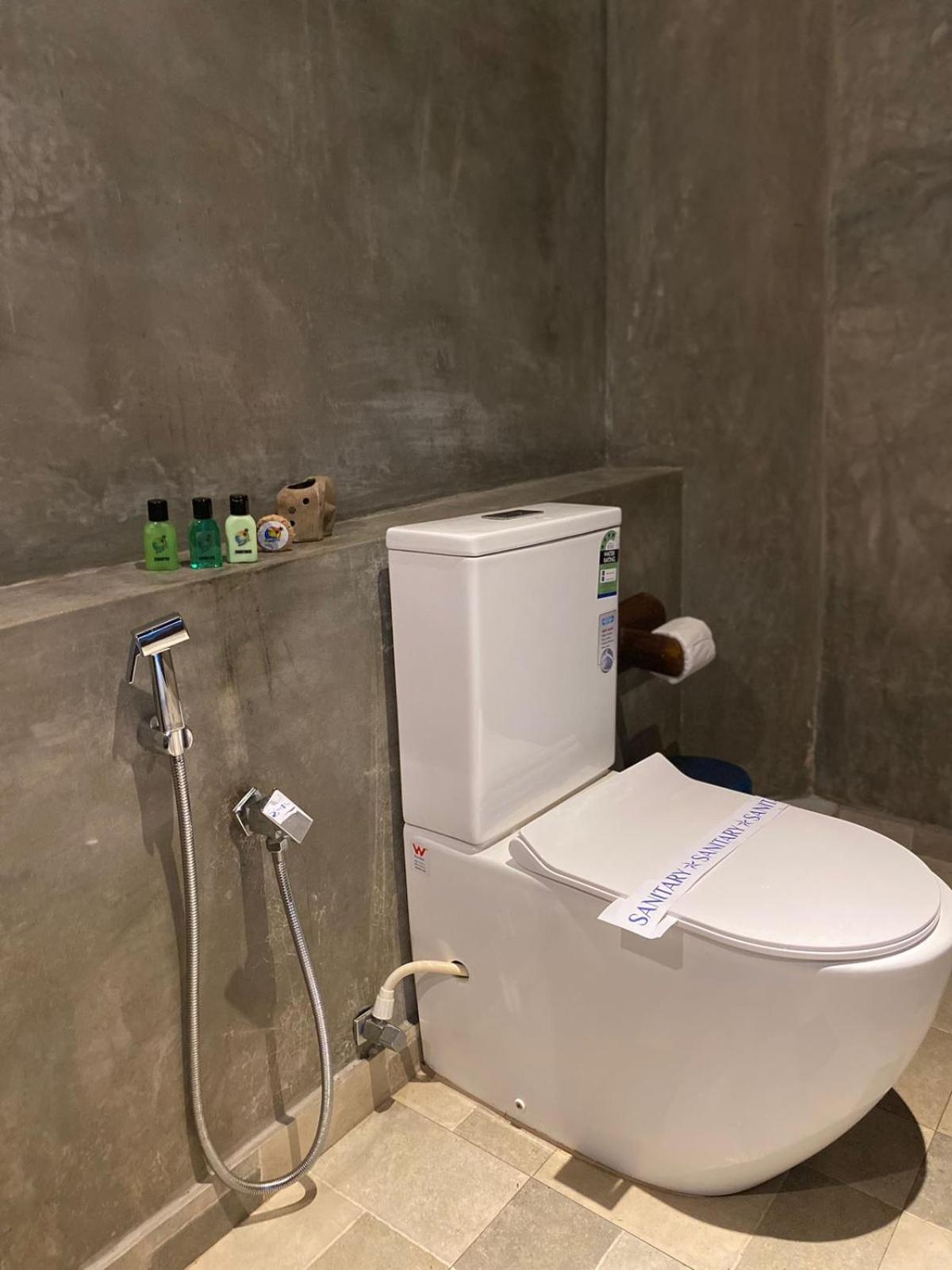 Deluxe Double Room Canal View,1699278993:JPEG