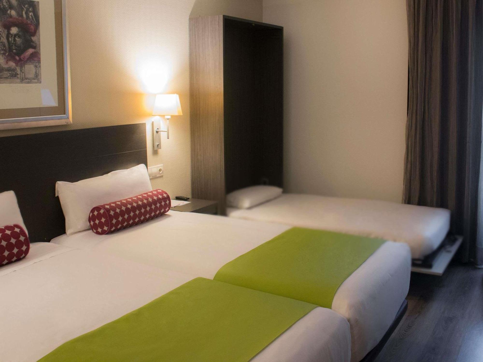 Standard Double Room Sofa Bed,1704843228:JPEG