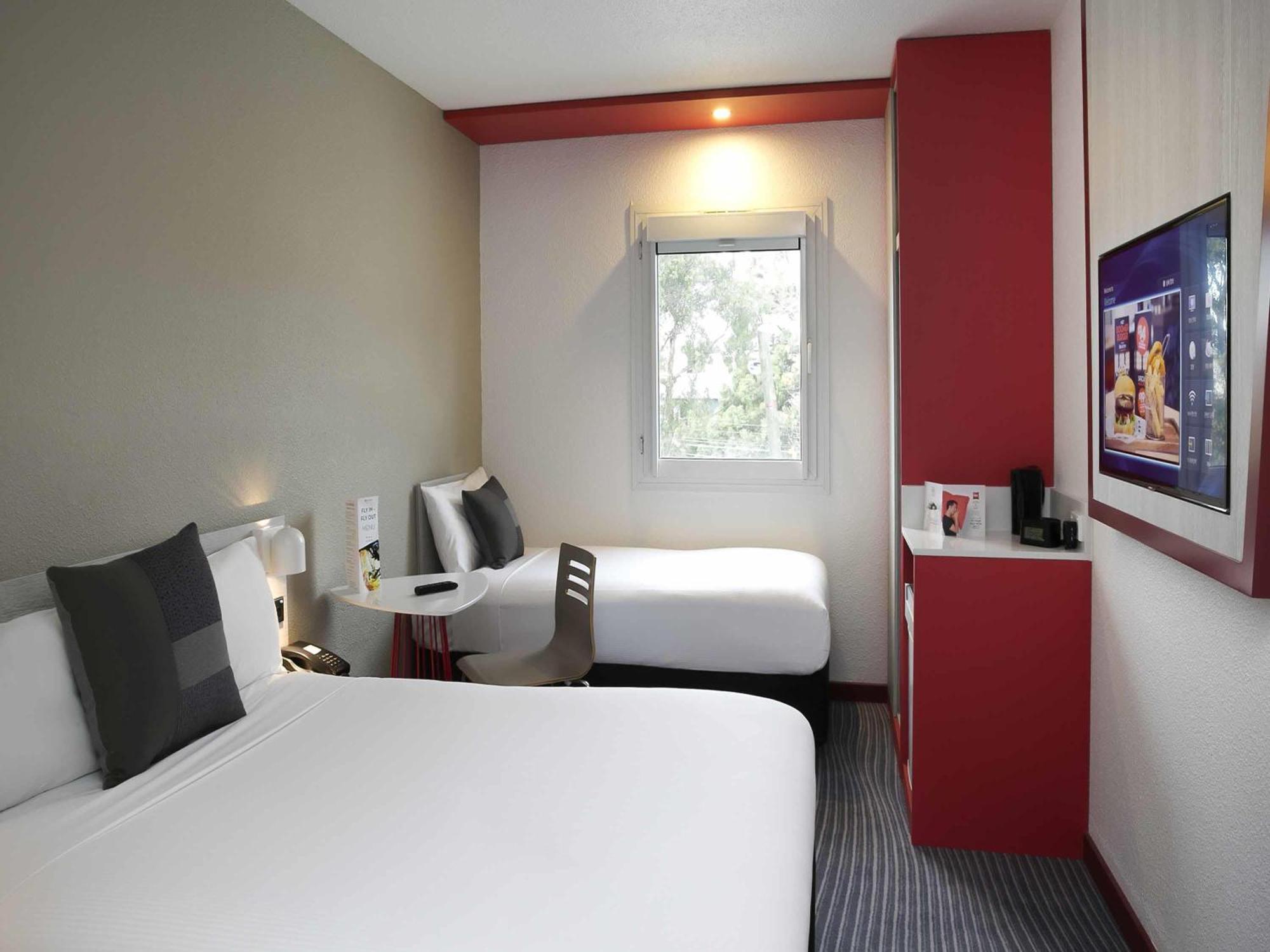 Standard Double Room,701057068:JPEG