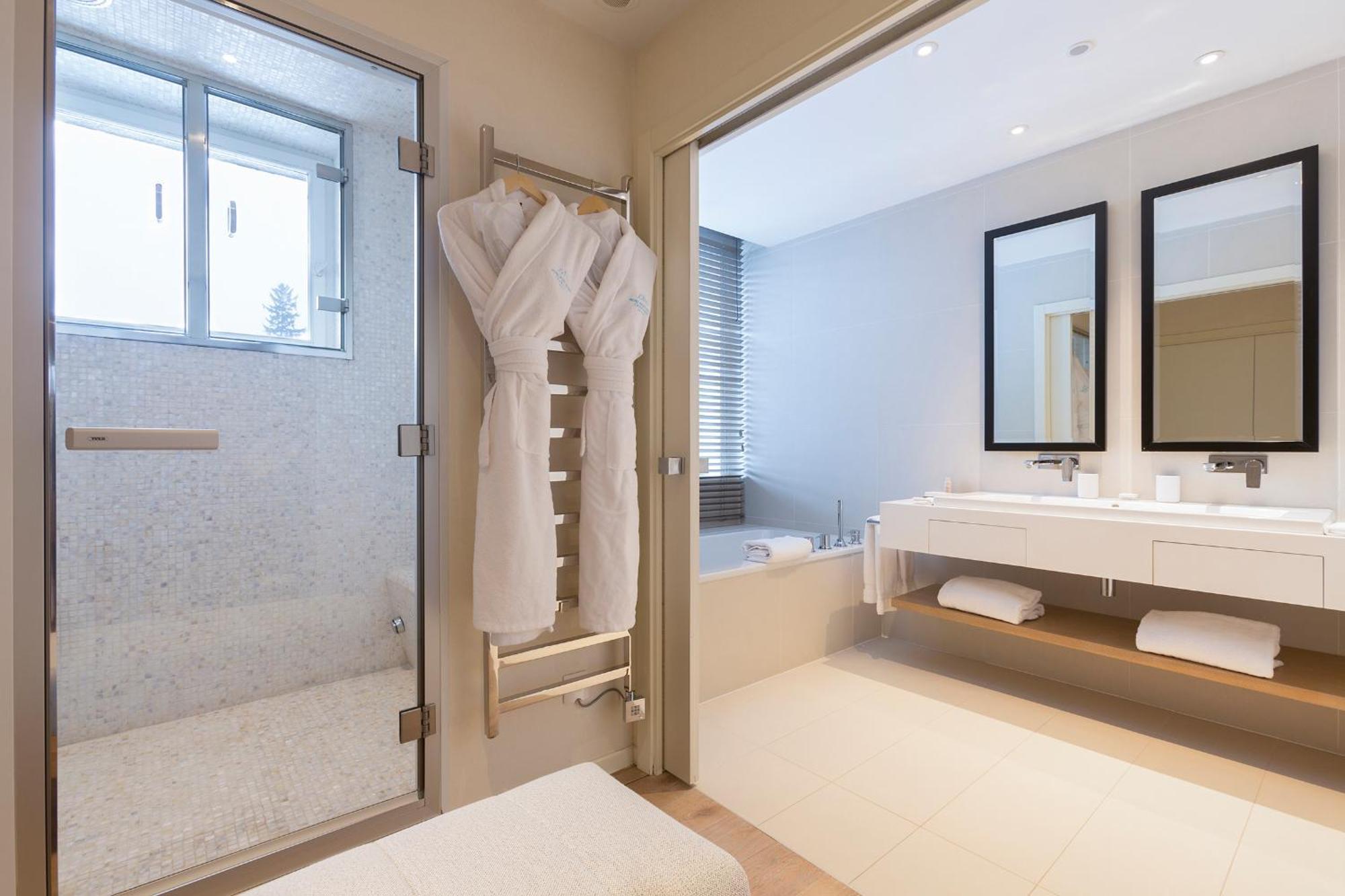 Junior Suite with Mont-Blanc View,1632263857:JPEG
