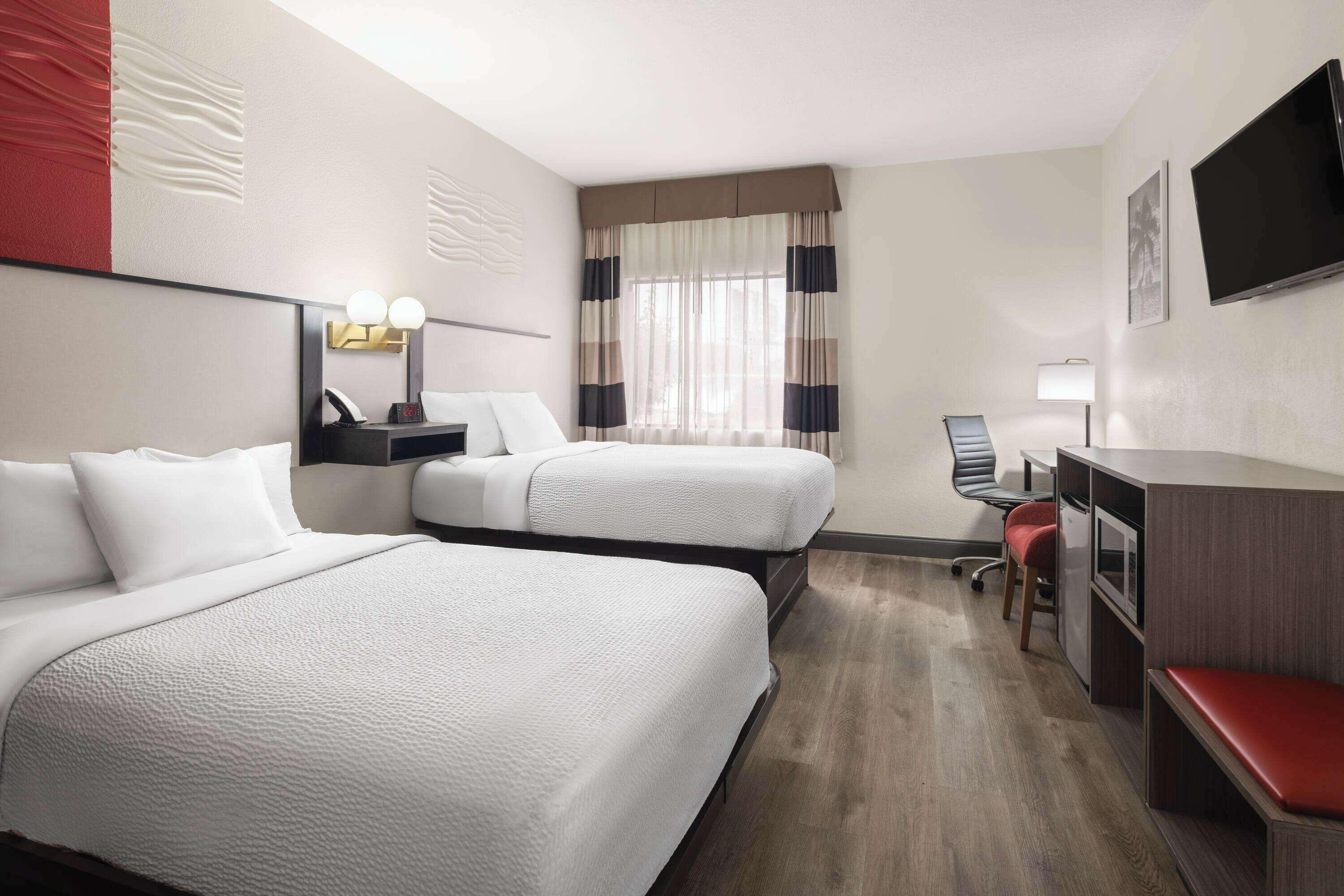 2 Double Bed Mobility Accessible Room Non-Smoking