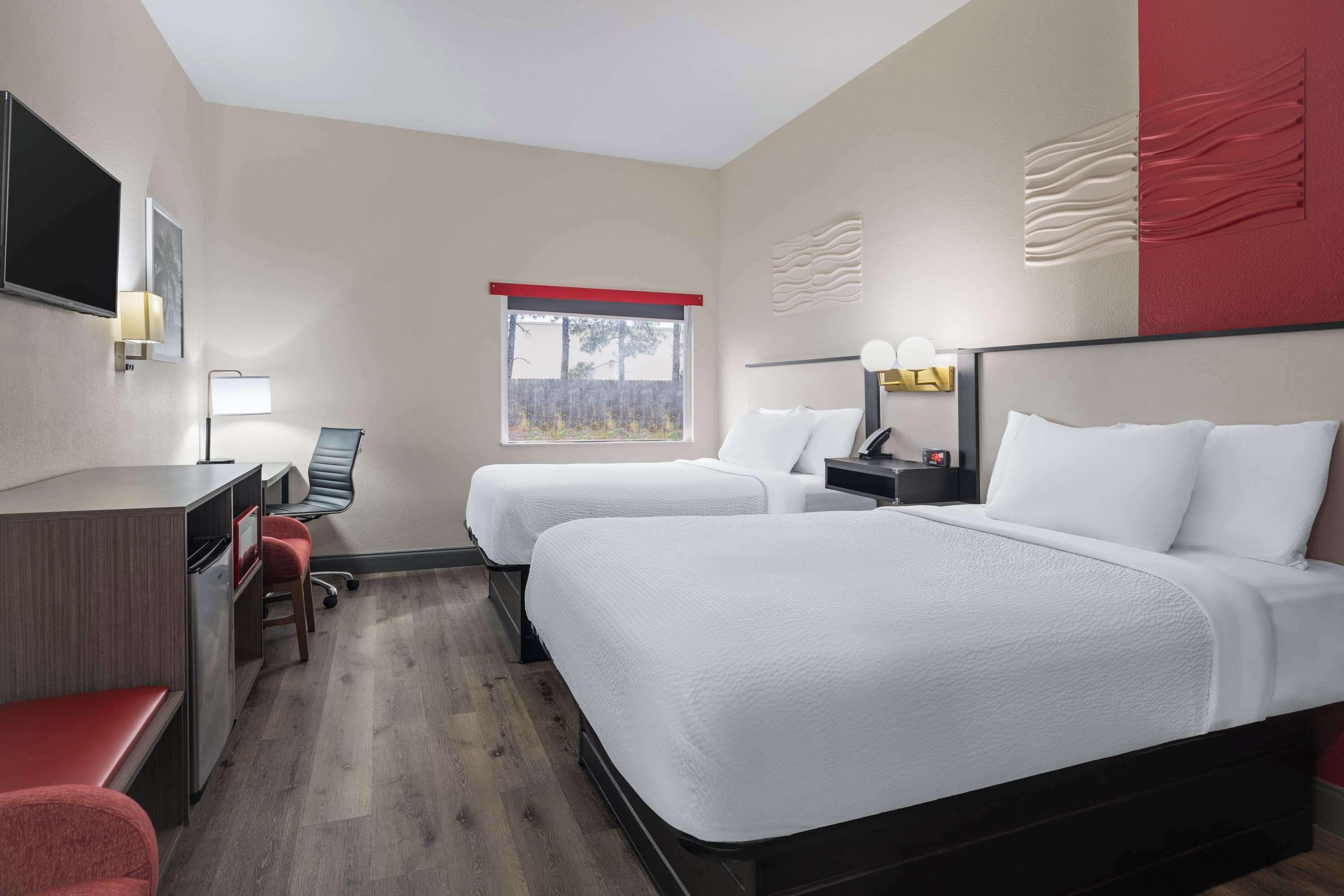 Double Room Two Double Beds Non-Smoking