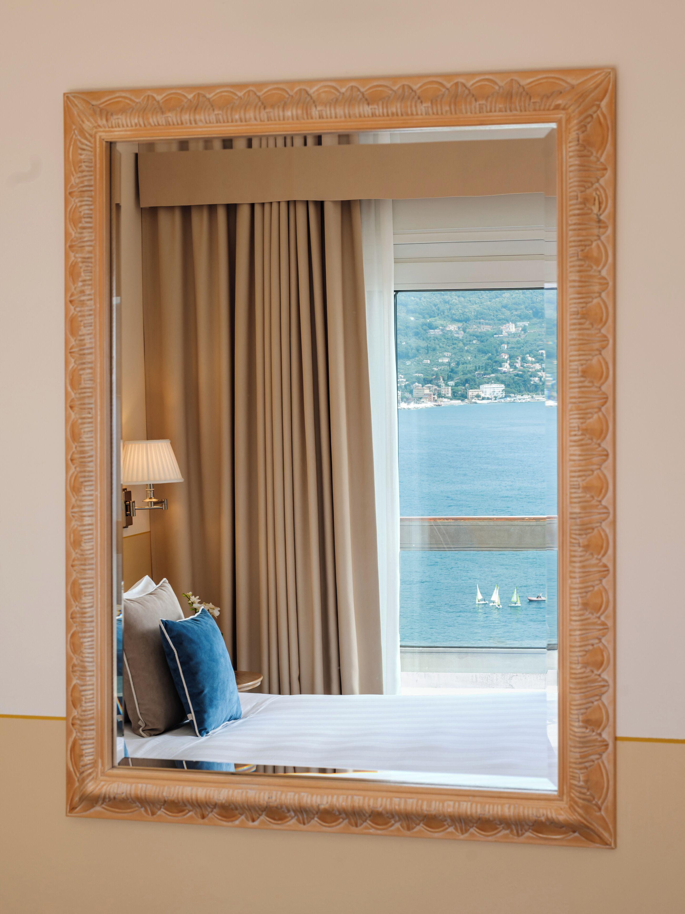 Panoramic Executive Suite