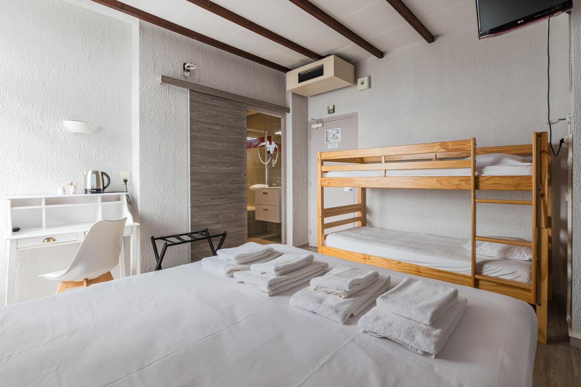 Quadruple Room,1722883478:JPEG