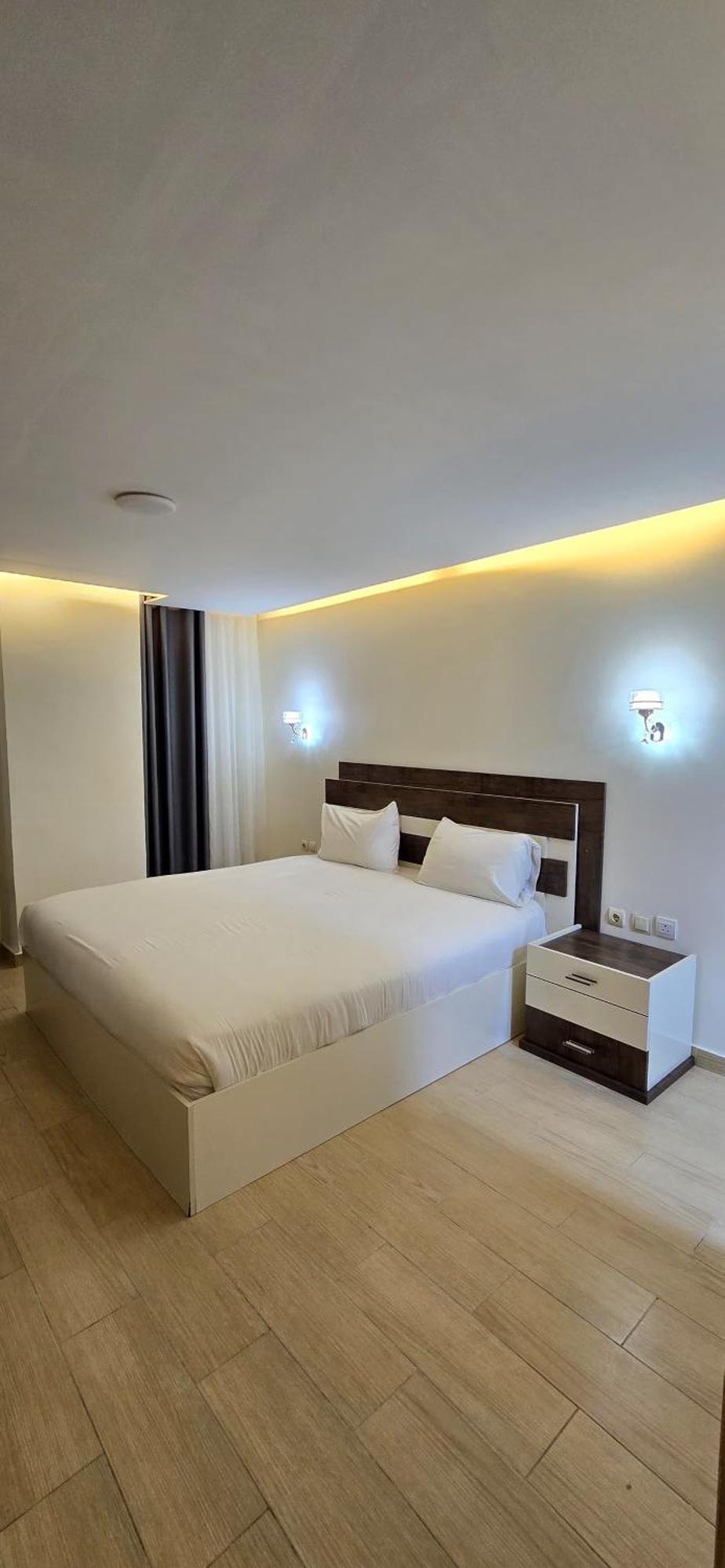 Presidential Suite,1722975785:JPEG