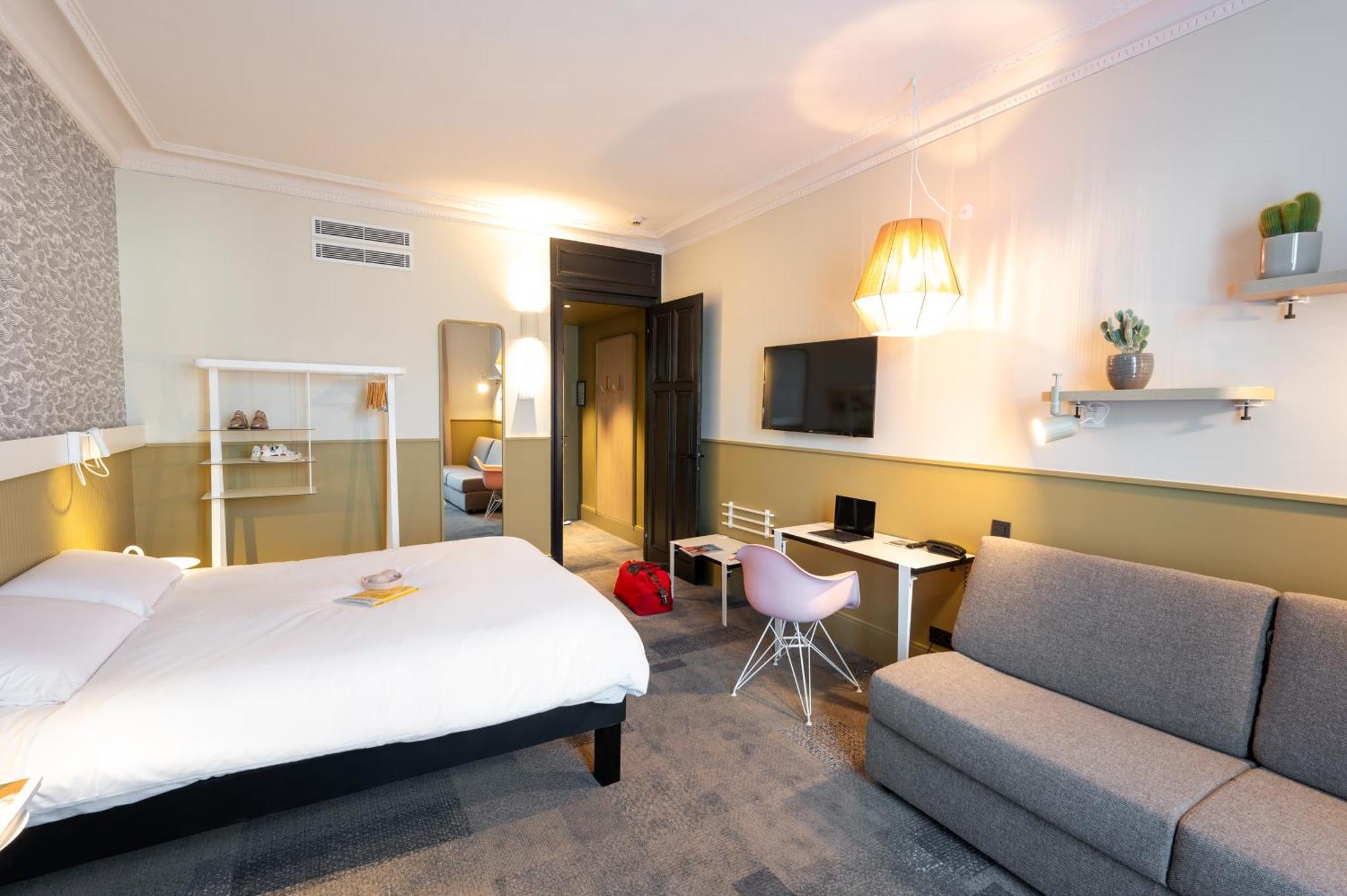 Premium Double Room sofa bed,1731396633:JPEG