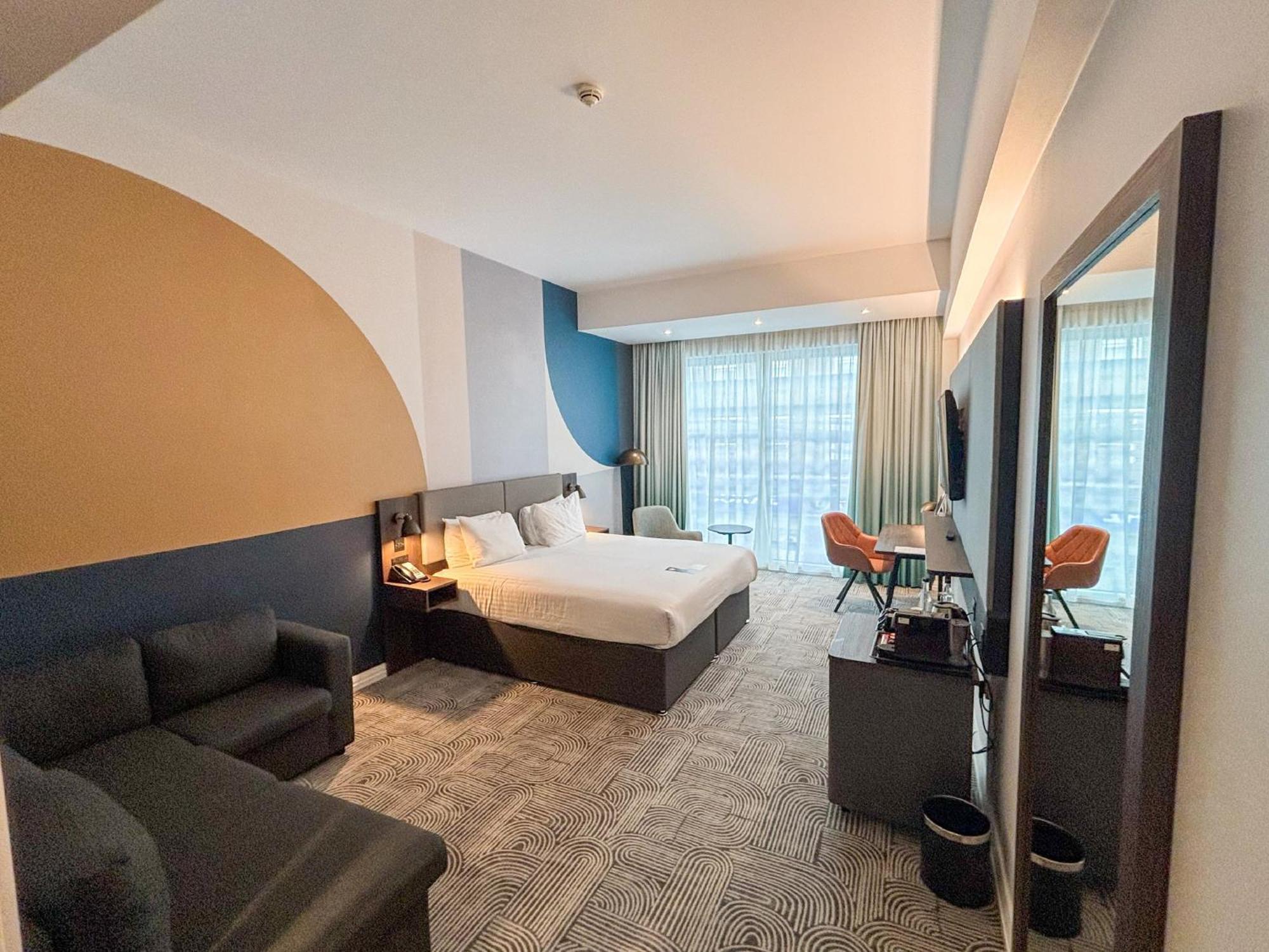 Premium King Room Sofa Bed,1742780205:JPEG