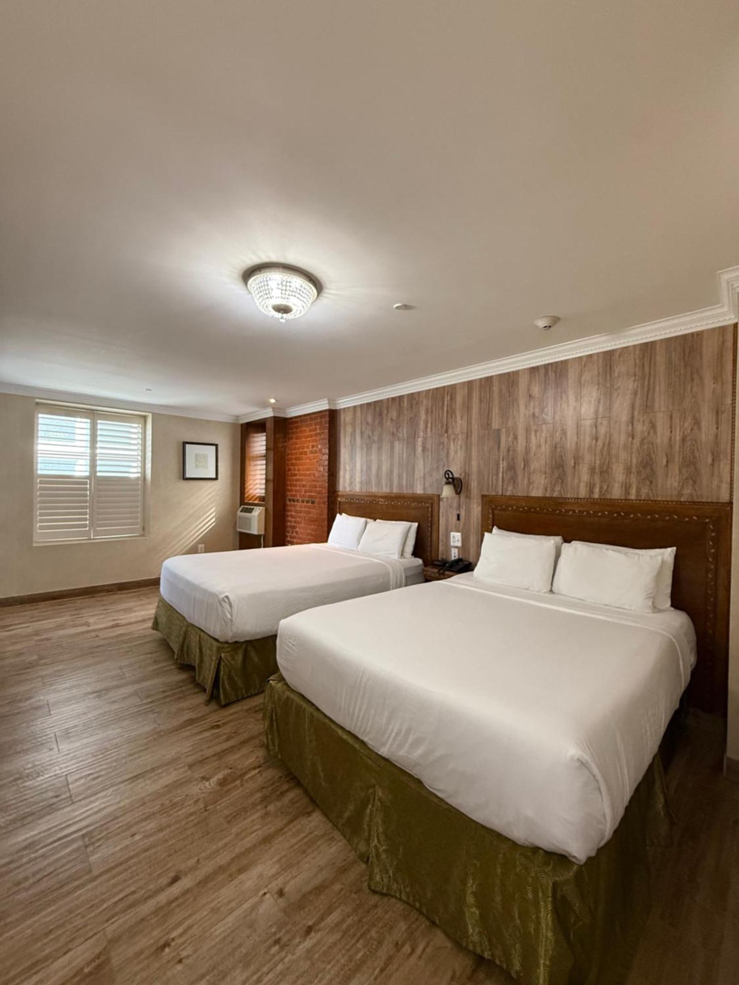 Deluxe Queen Room Two Queen Beds