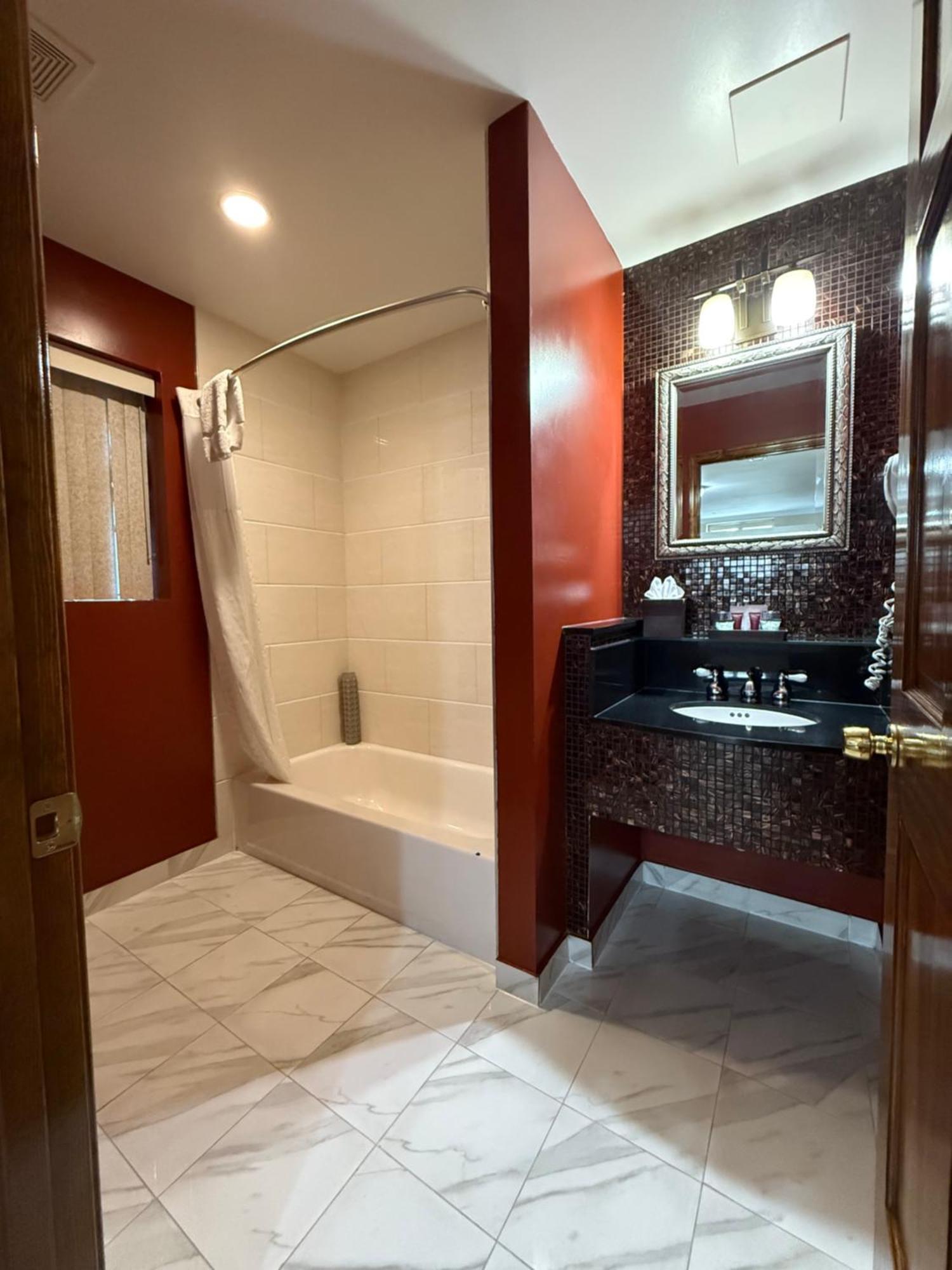 Deluxe Queen Room Two Queen Beds