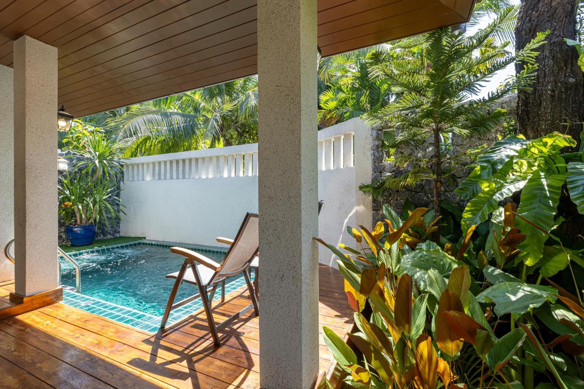 Pool Villa With One Bed Room (Free 2 Way Airport Transfer 7AM- 7PM)