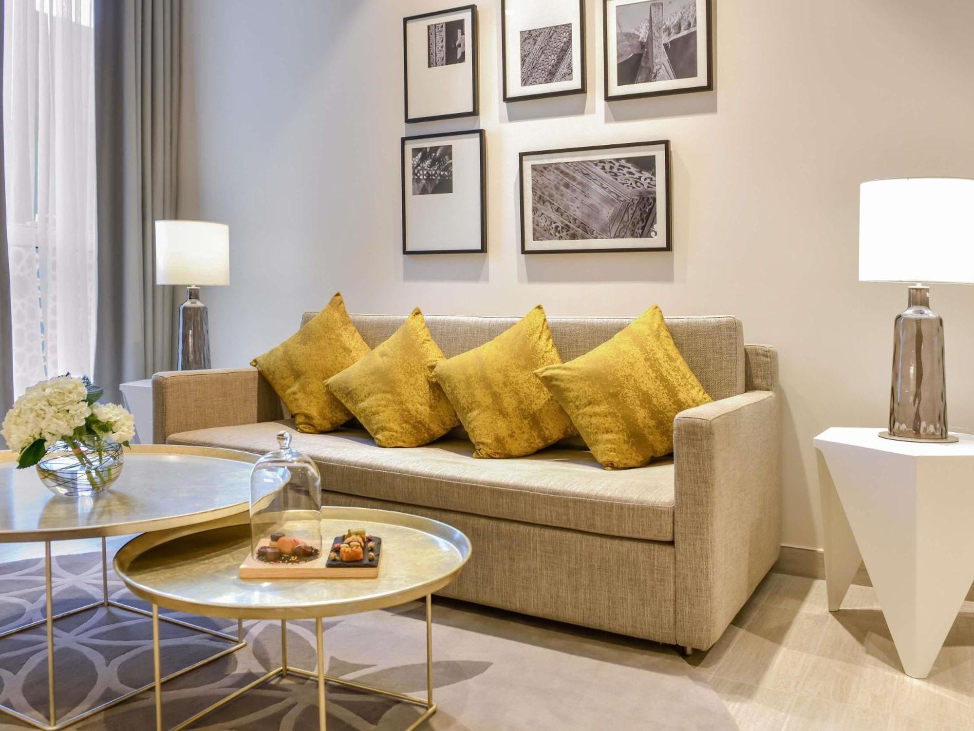 Premium Suite