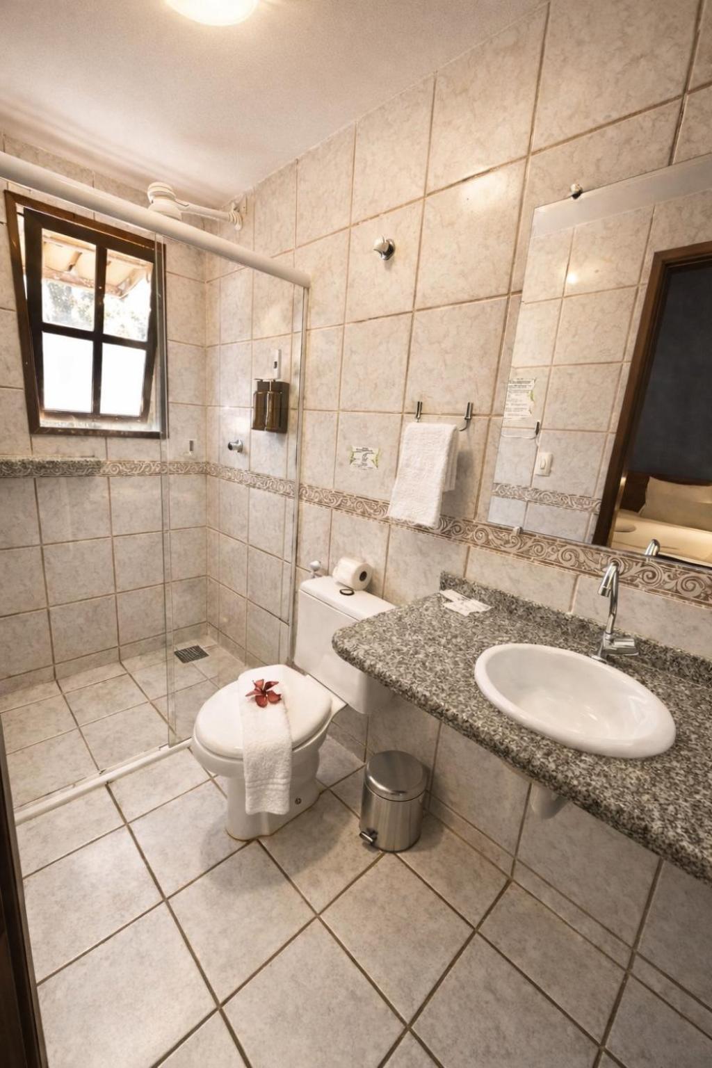 Triple Room,1765421186:JPEG