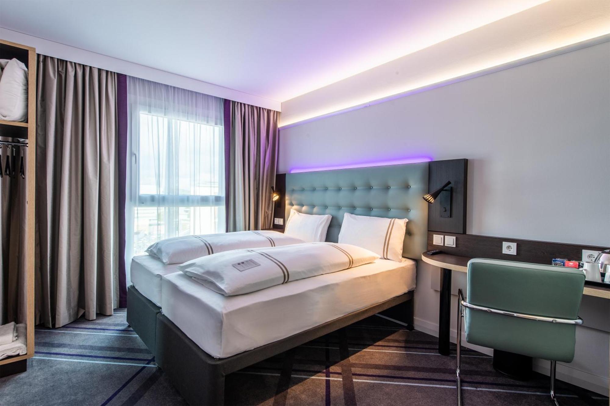 Standard Double or Twin Room w or Zip Link Matress,1766926171:JPEG