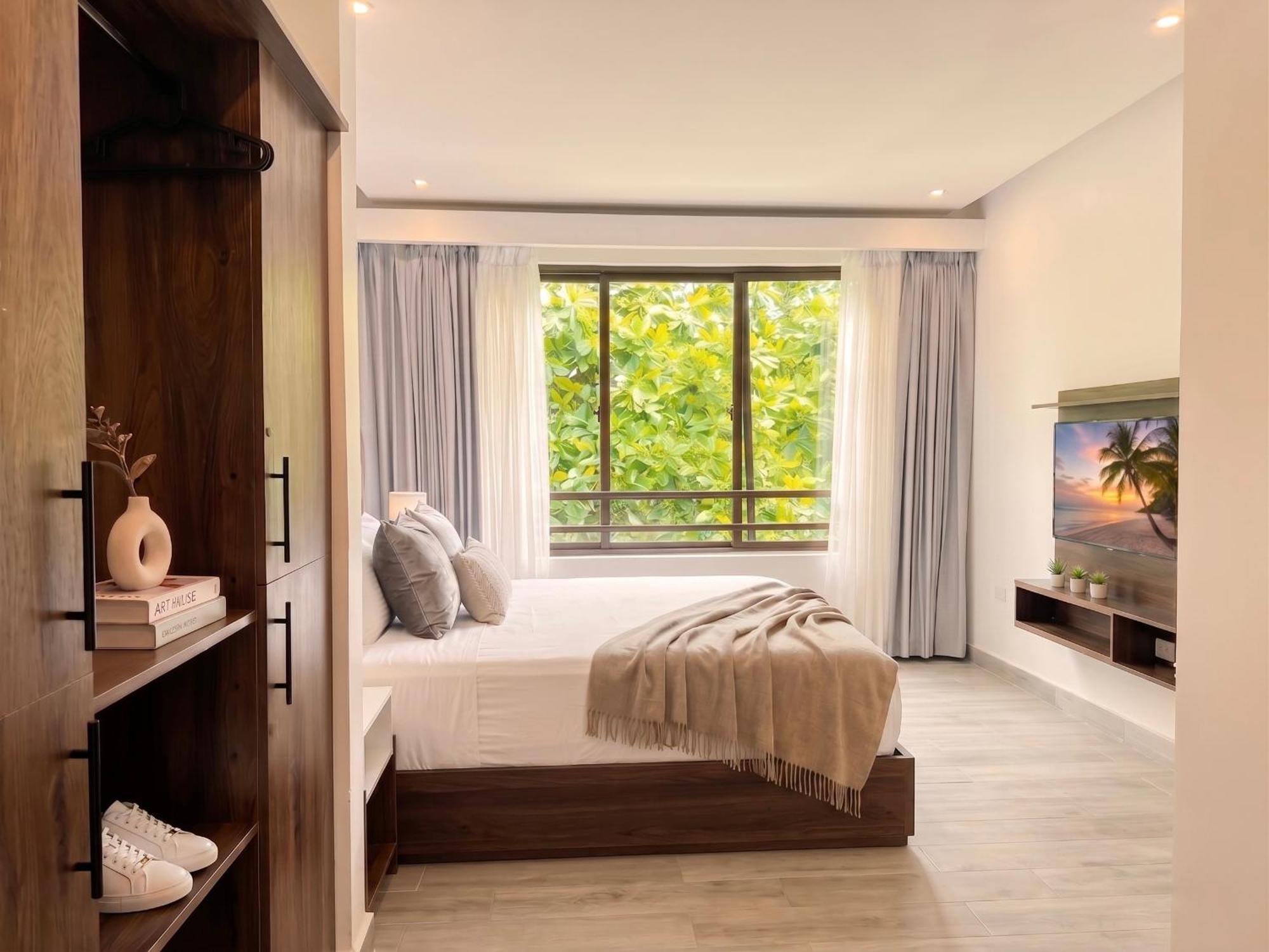 Double Room Private Bathroom