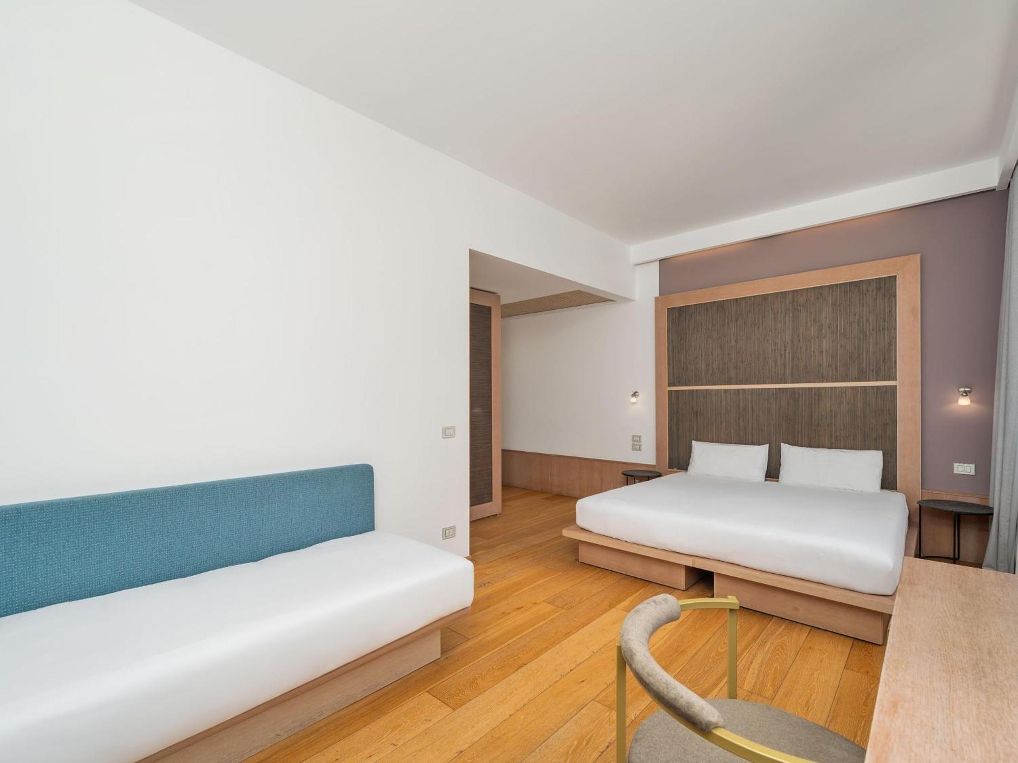 Standard Triple Room,1770844658:JPEG