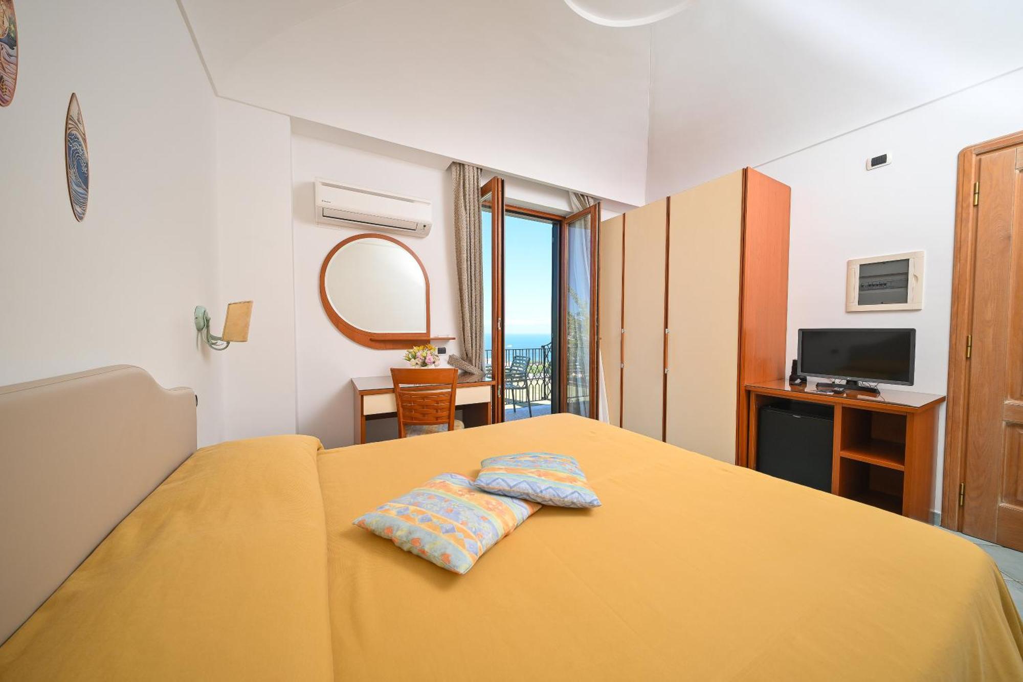 Double or Twin Room Sea View,1770945243:JPEG