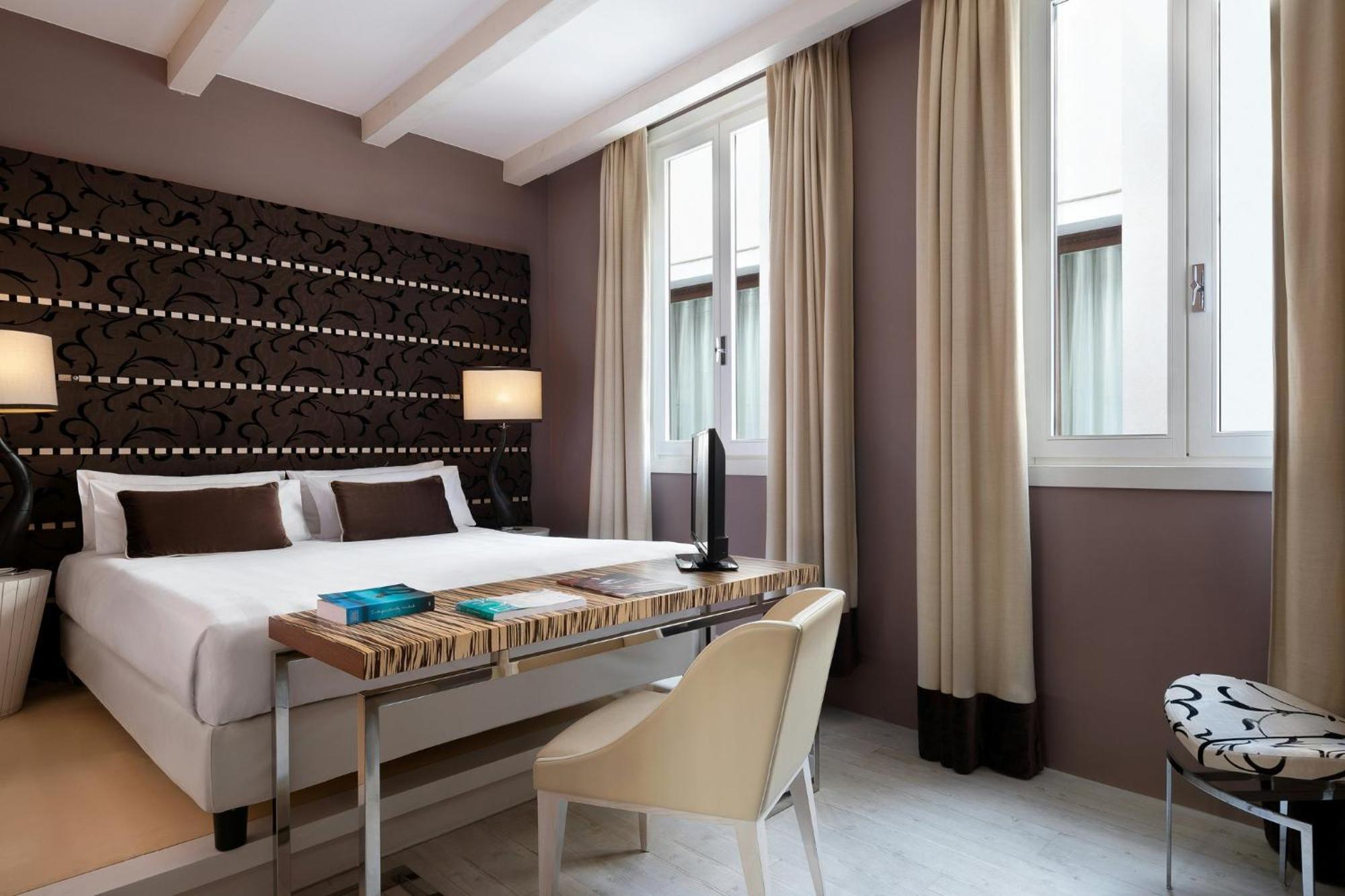 Classic Double or Twin Room,1771737698:JPEG
