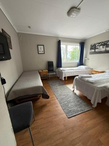 Triple Room Shared Toilet