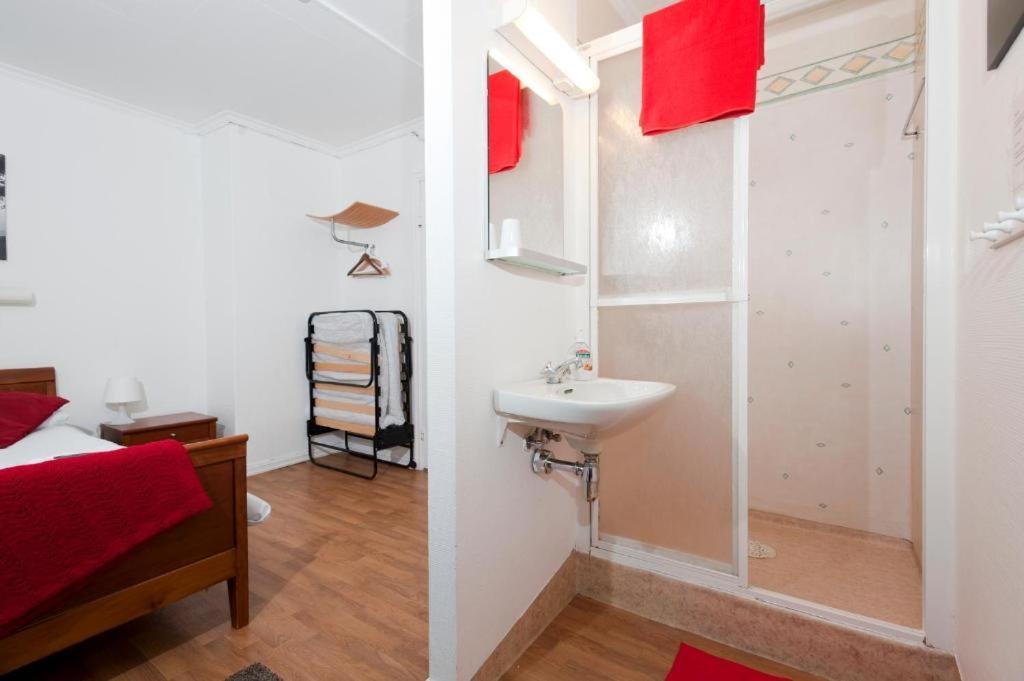 Triple Room Shared Toilet