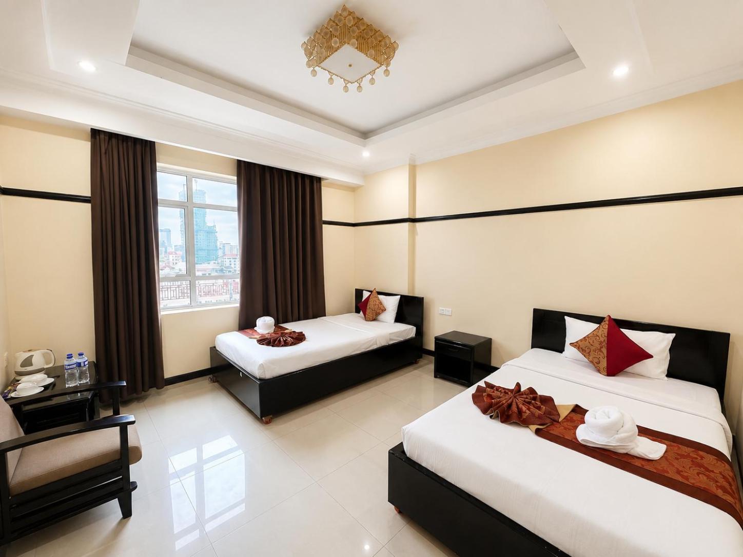 Deluxe Family Room