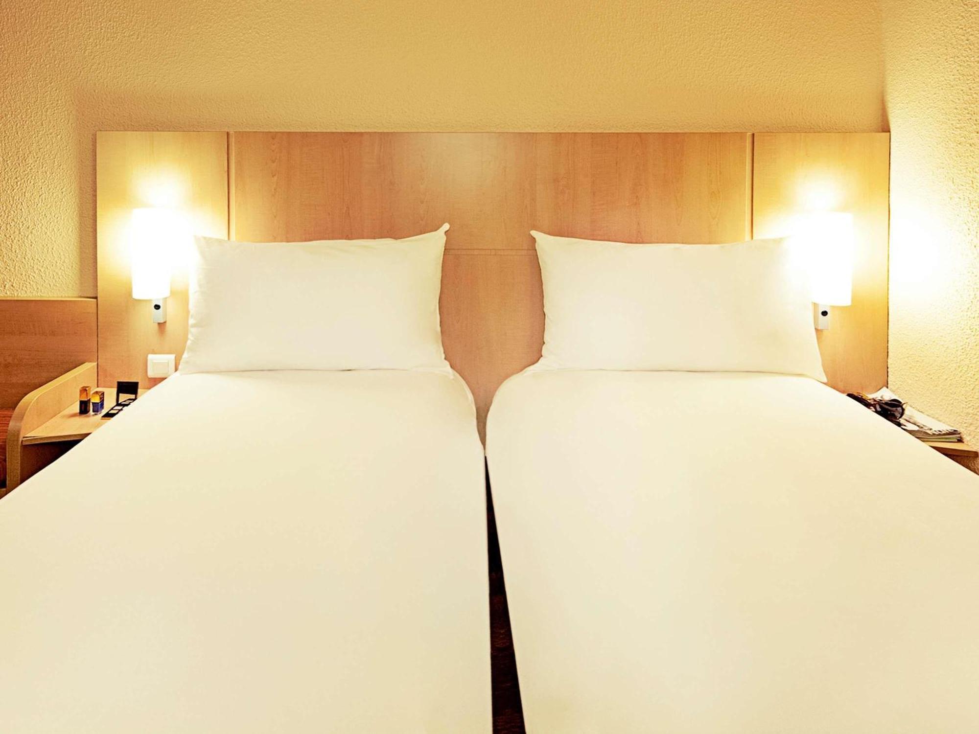 Superior Twin Room with Sofa