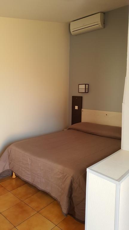 Double Room,405414120:JPEG