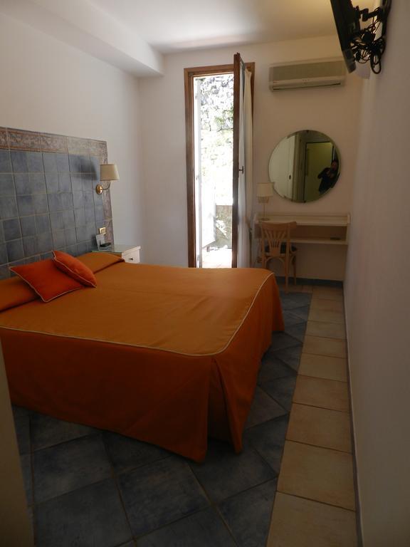 Double Room,700074886:JPEG