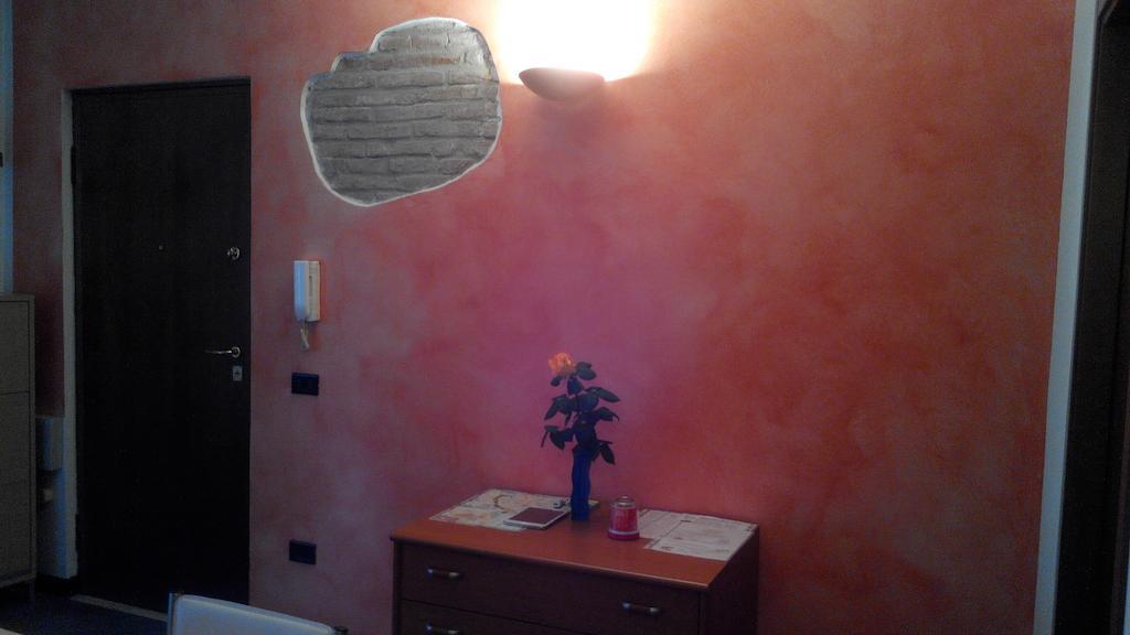 One-Bedroom Apartment Historical Building,399165486:JPEG