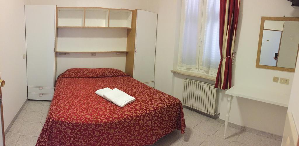 Double or Twin Room,273709141:JPEG