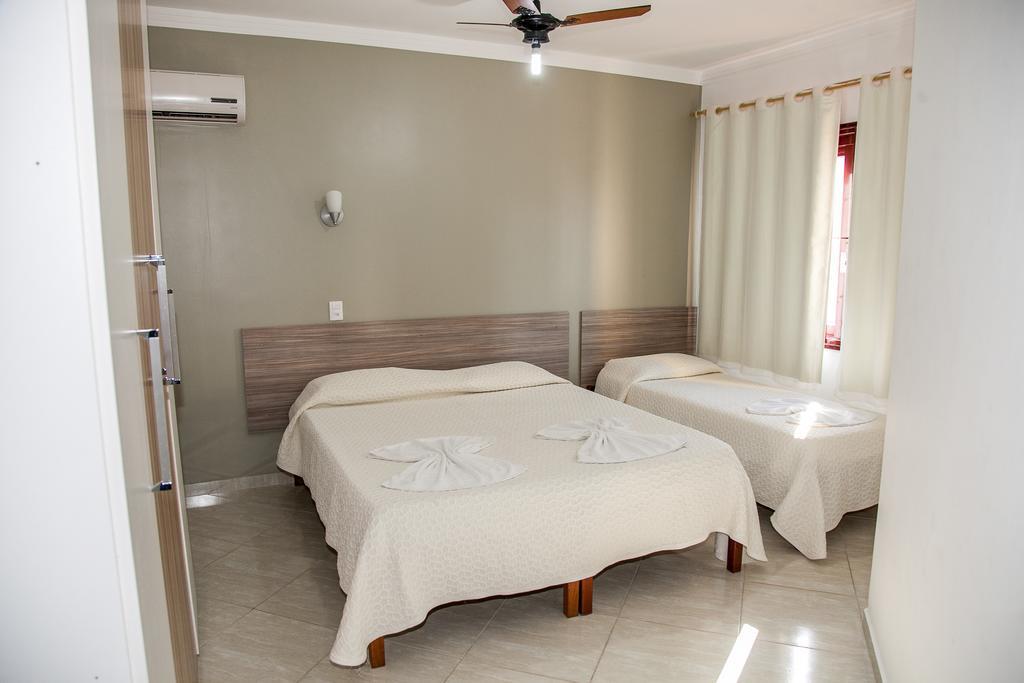 One-Bedroom Apartment,352555390:JPEG