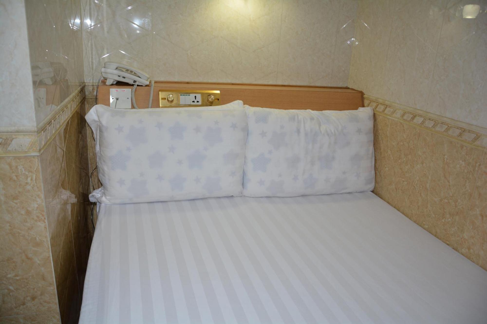 Dormitory Room,314723297:JPEG
