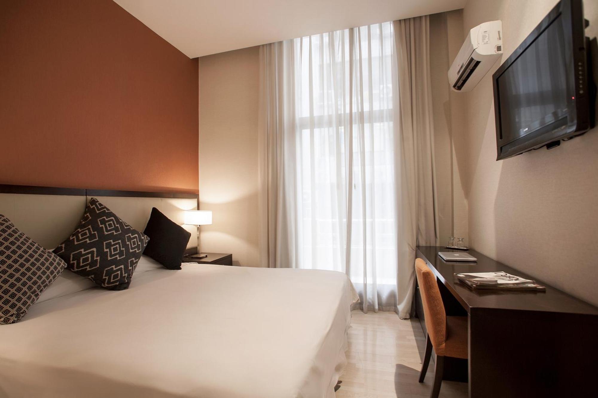 Triple Room,1212435985:JPEG