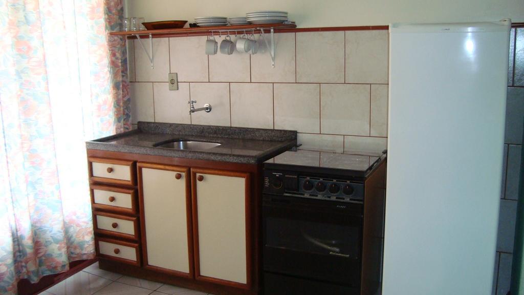 Apartment Terrace,325593268:JPEG