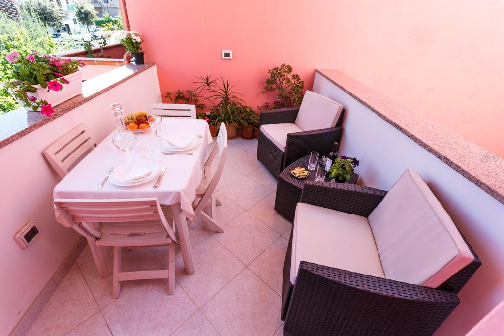 Double Room Terrace,329390077:JPEG