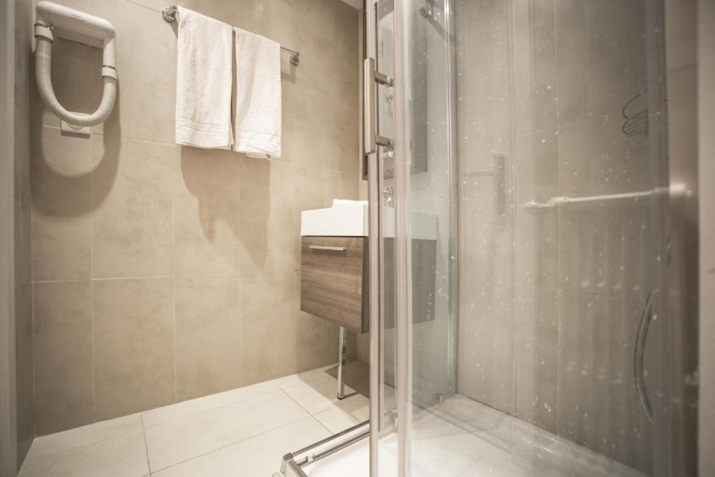 Double Room,33118513:JPEG