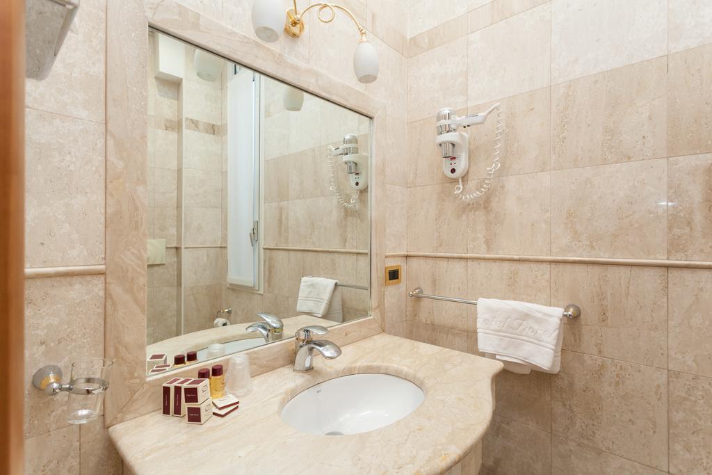 Superior Single Room,1359480764:JPEG
