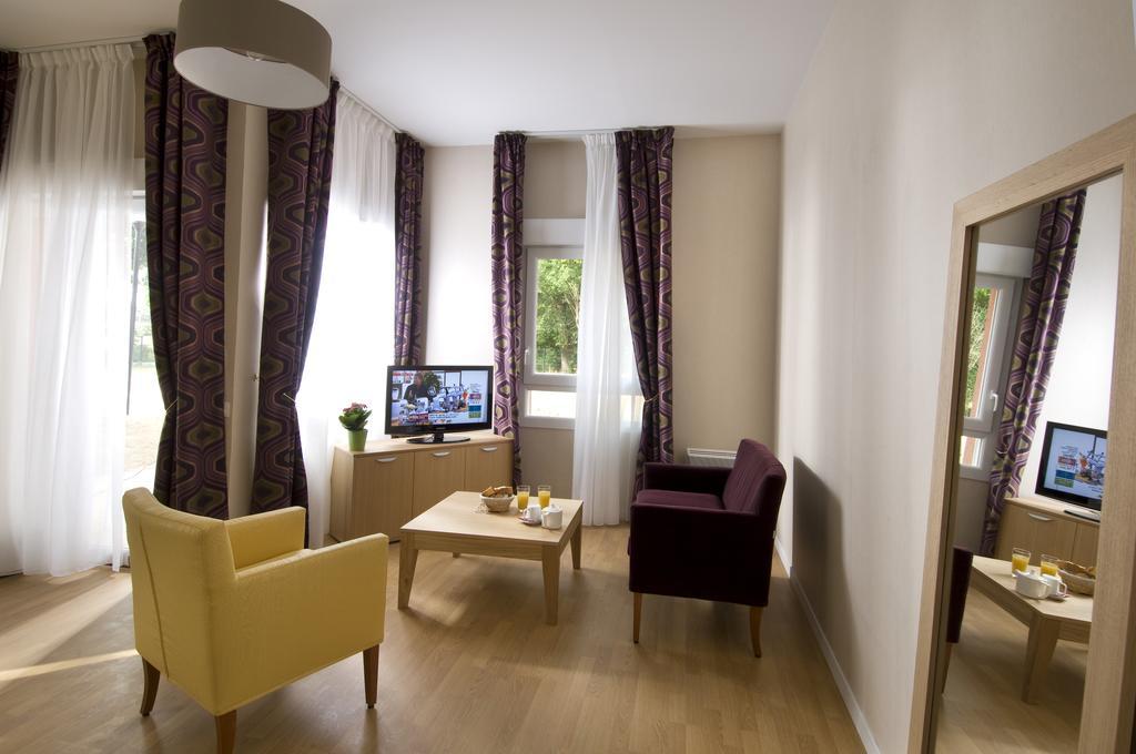 Comfort Apartment,392746488:JPEG